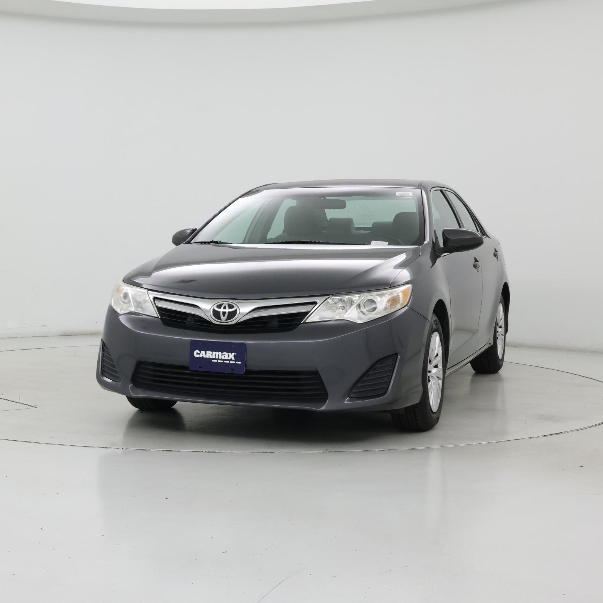 Thumbnail: 2014 Toyota Camry - 4