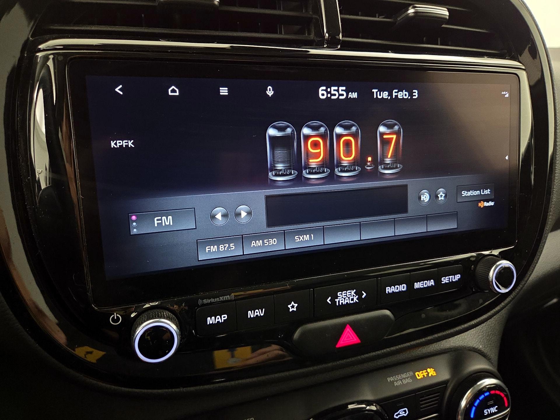 Thumbnail: 2023 Kia Soul - 16