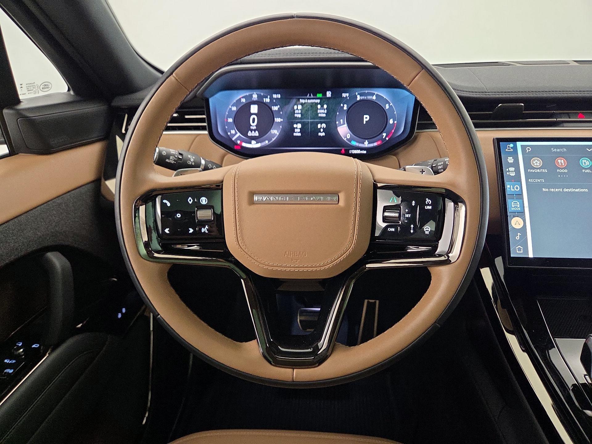 Thumbnail: 2024 Land Rover Range Rover Sport - 10