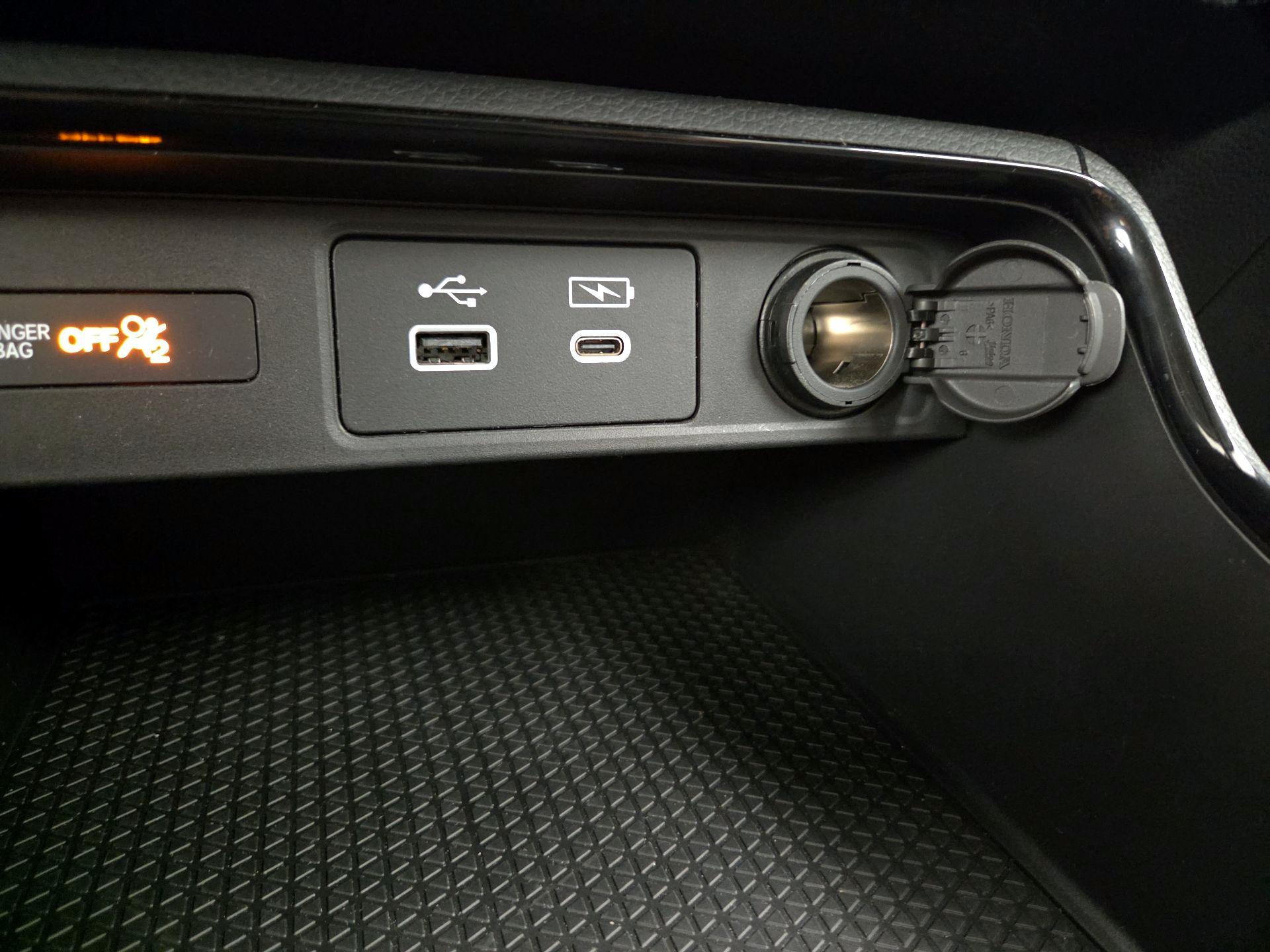 Thumbnail: 2023 Honda CR-V - 18