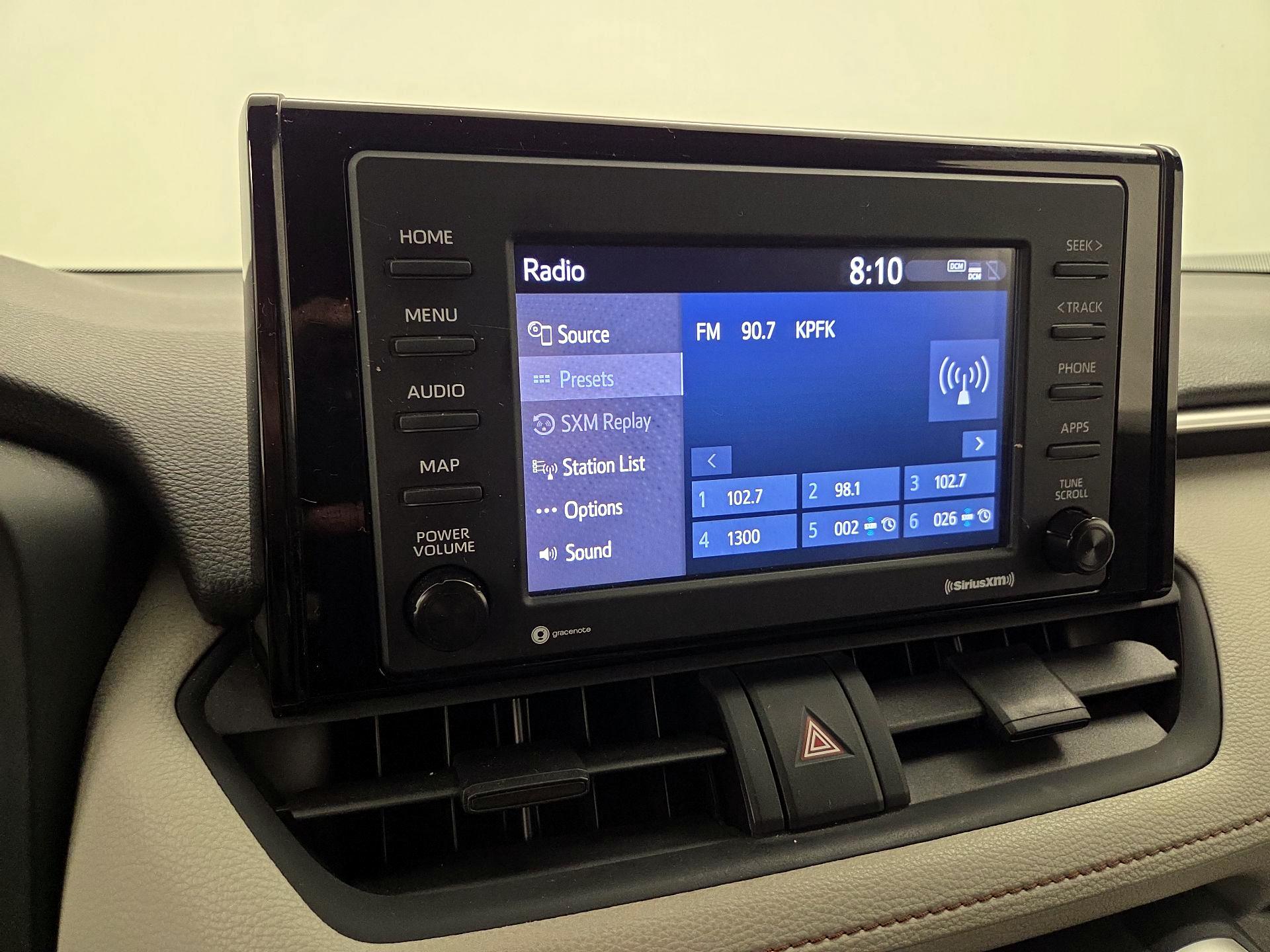 Thumbnail: 2020 Toyota RAV4 - 15