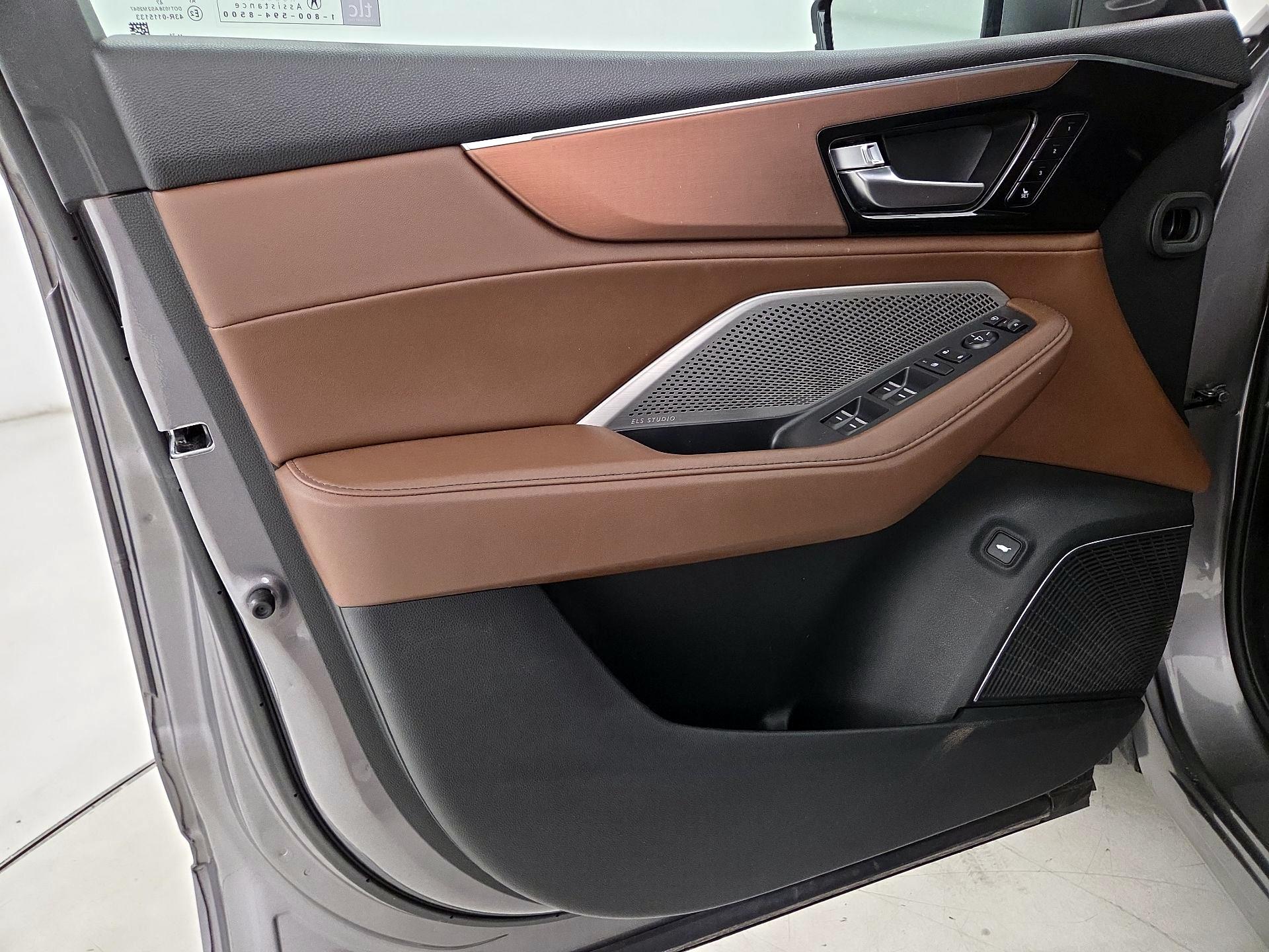 Thumbnail: 2022 Acura MDX - 12