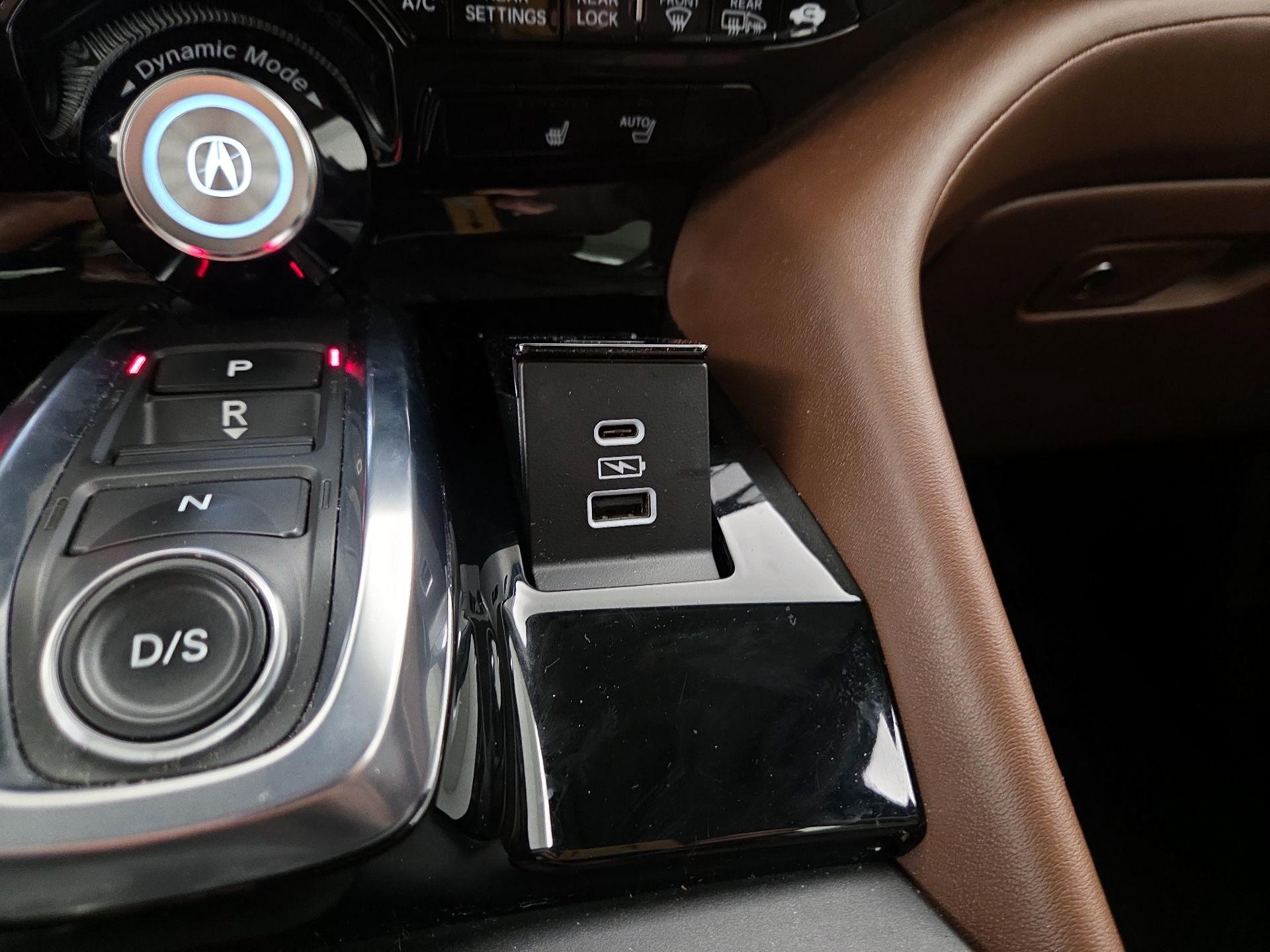 Thumbnail: 2022 Acura MDX - 19