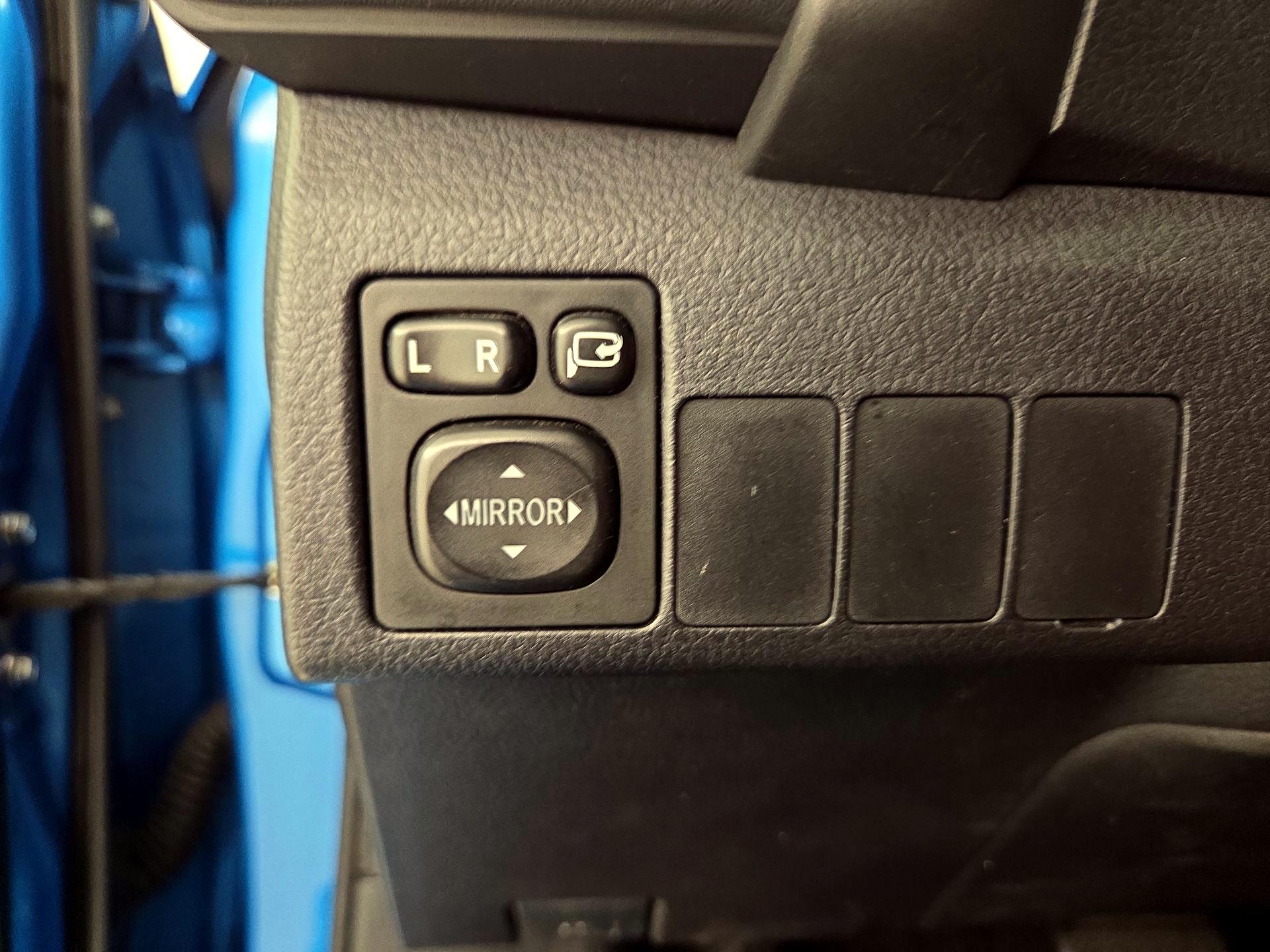 Thumbnail: 2016 Scion iM - 13