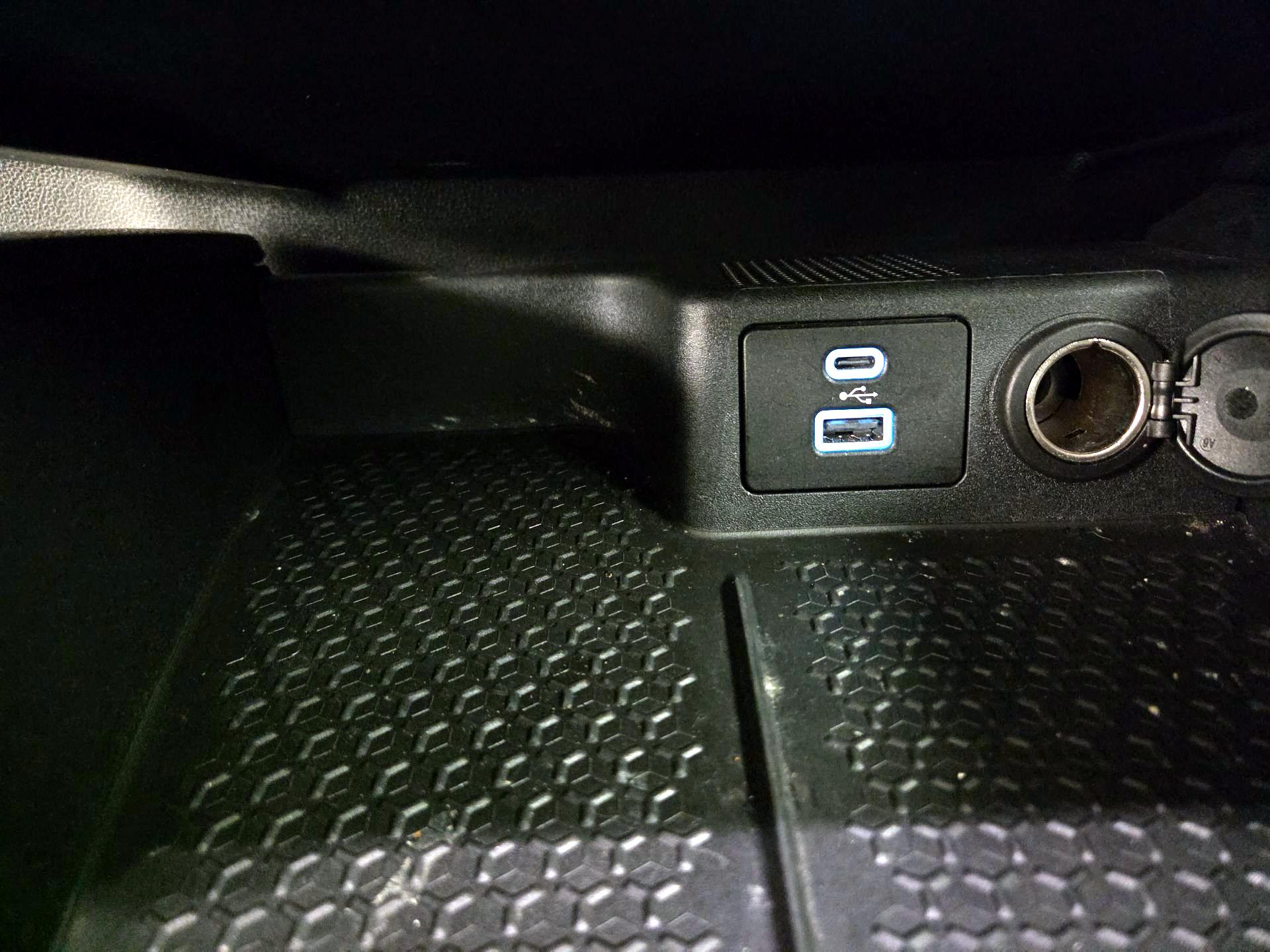 Thumbnail: 2021 Ford Bronco Sport - 18