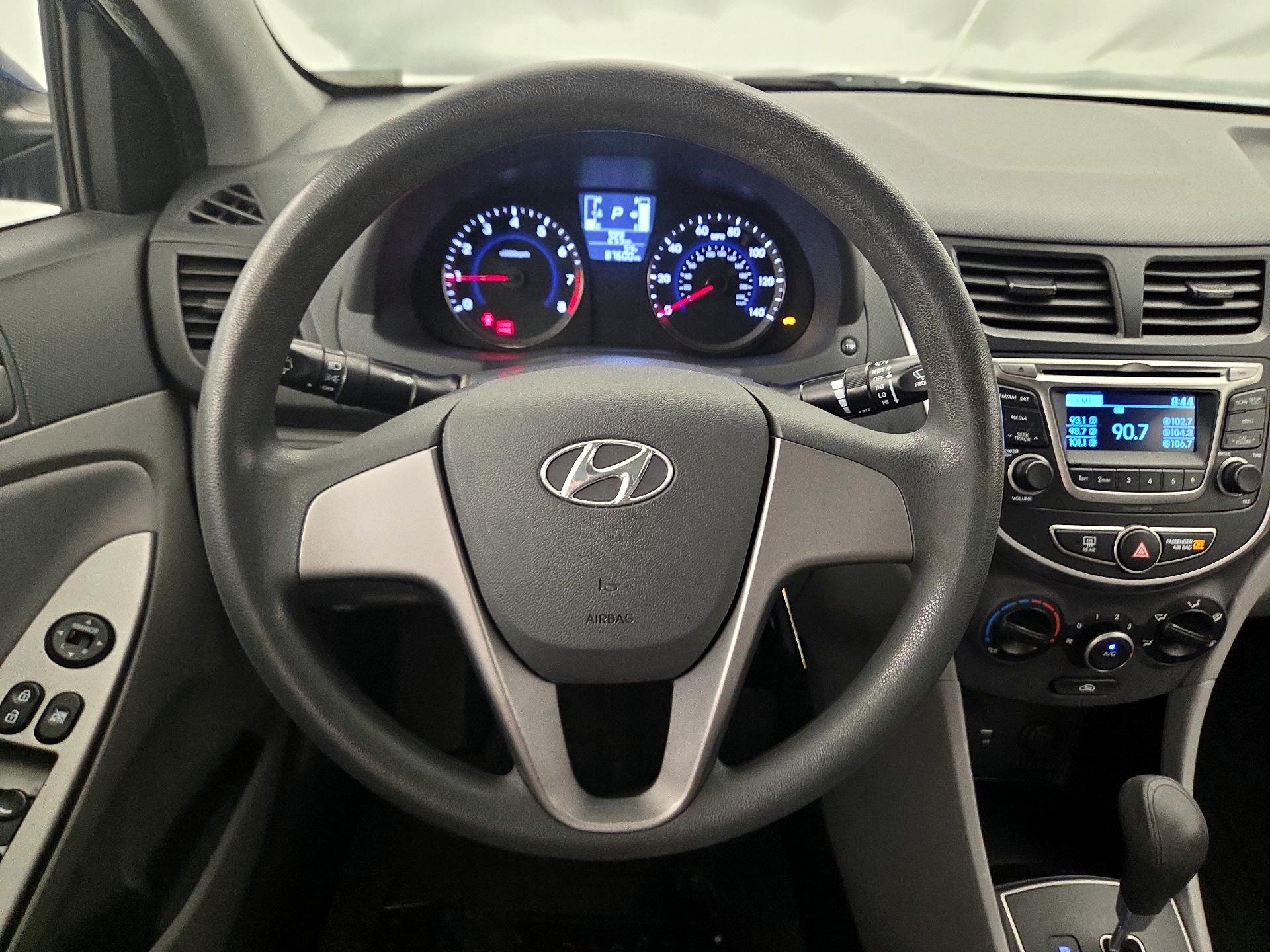 Thumbnail: 2015 Hyundai Accent - 10