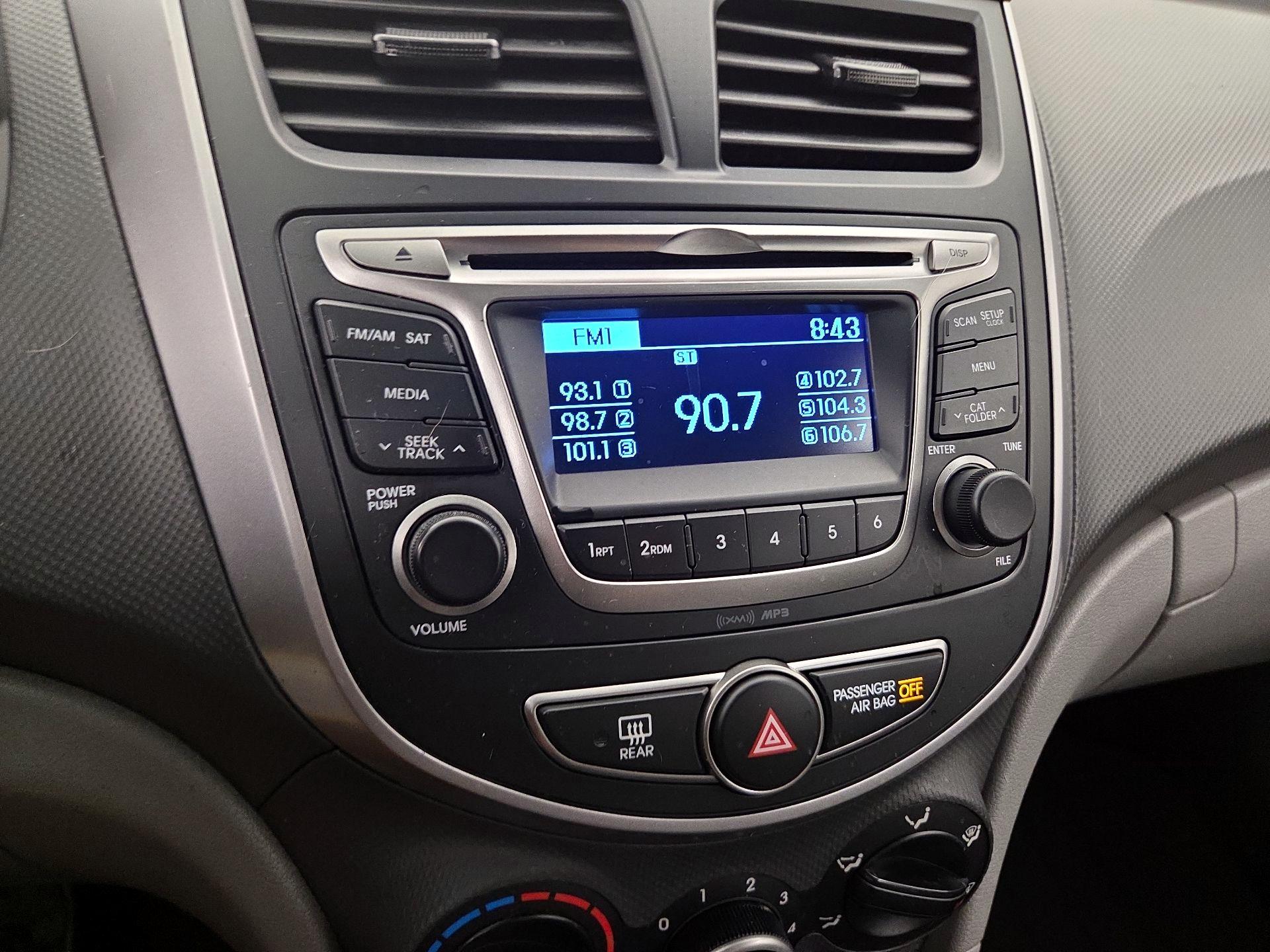 Thumbnail: 2015 Hyundai Accent - 14