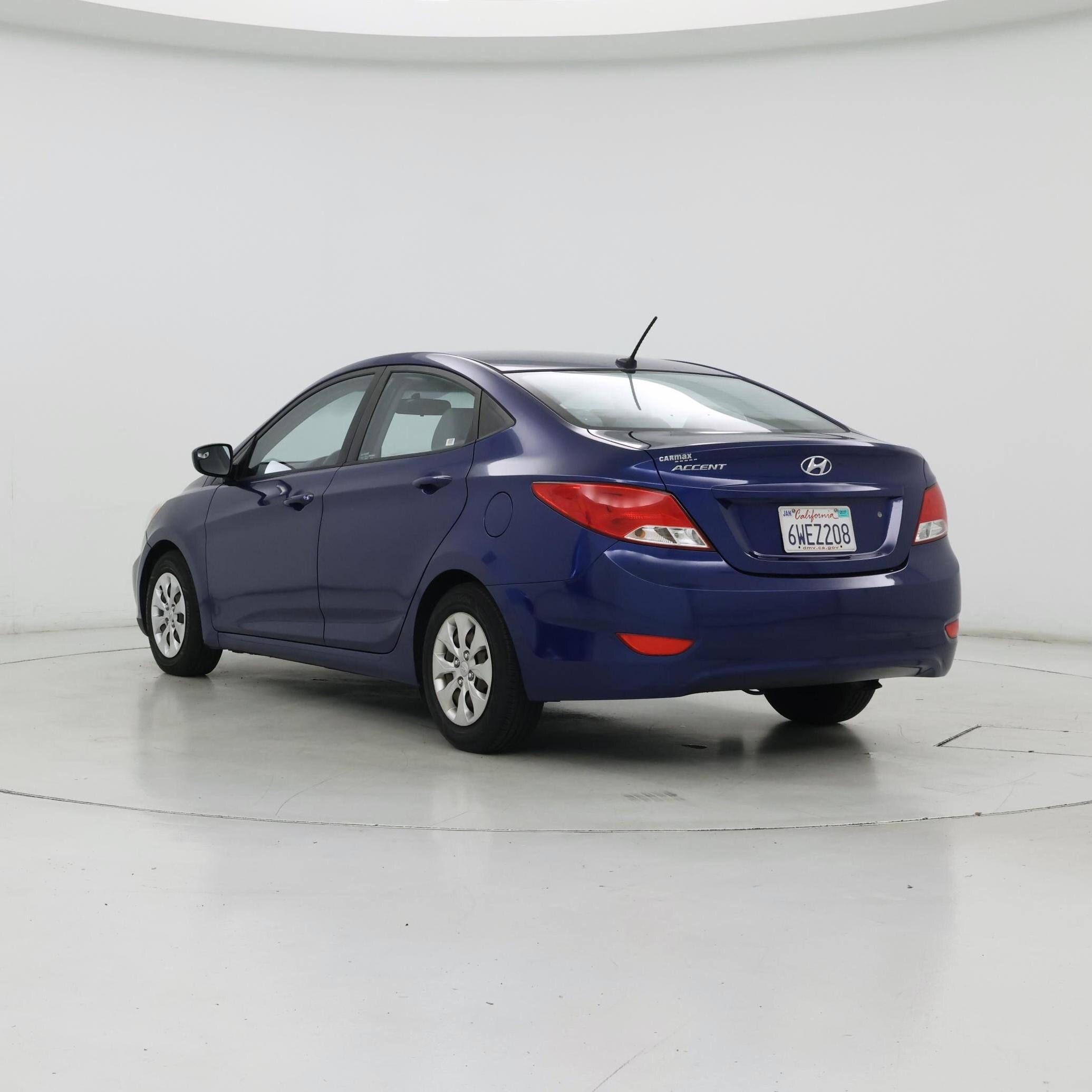 Thumbnail: 2015 Hyundai Accent - 2