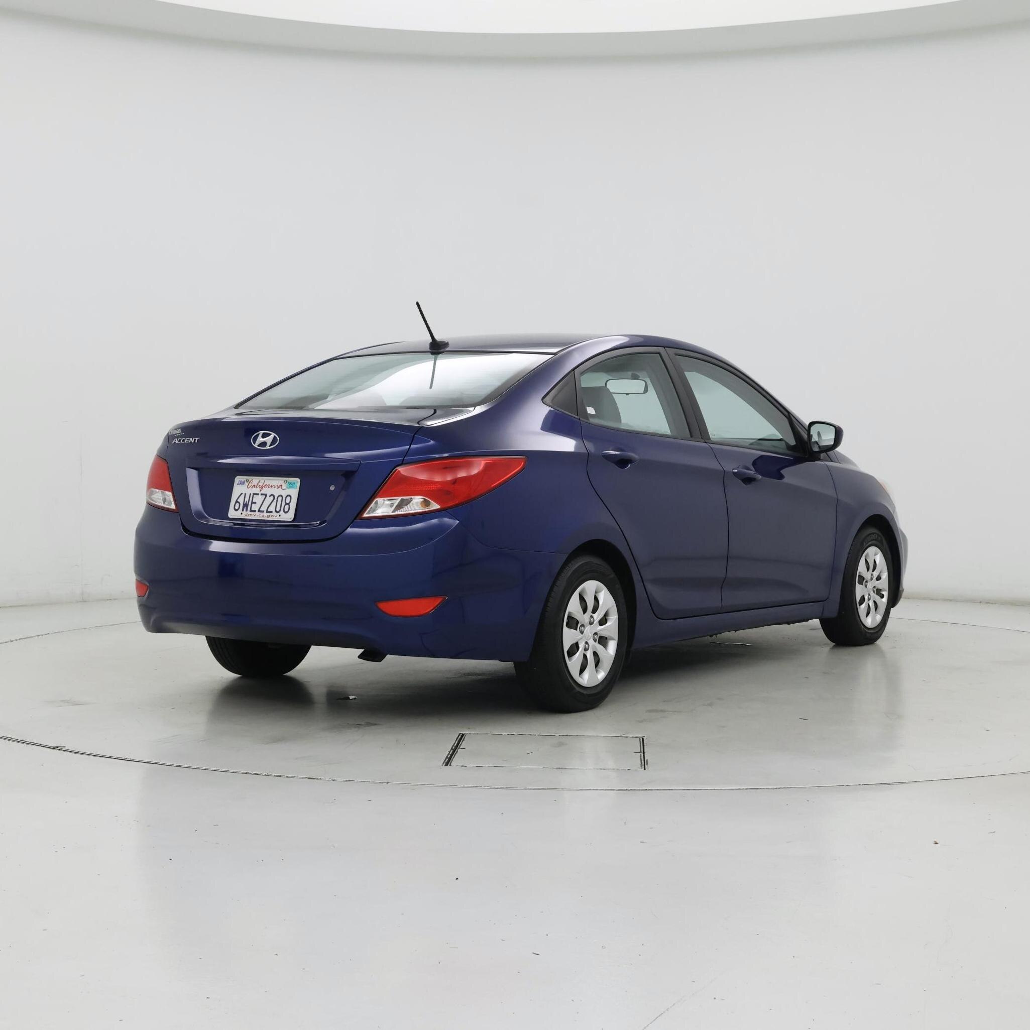 Thumbnail: 2015 Hyundai Accent - 8