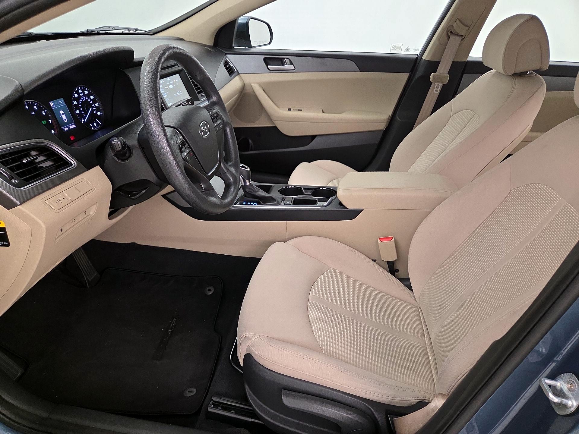 Thumbnail: 2017 Hyundai Sonata - 11