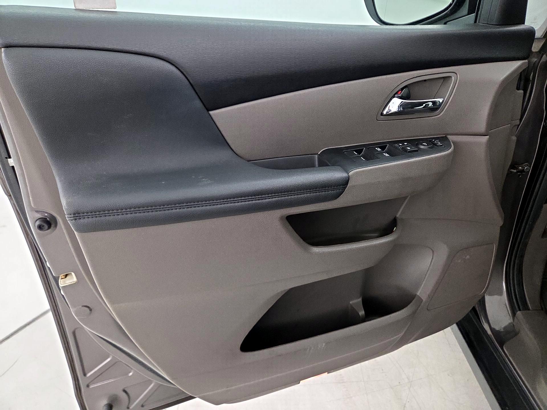 Thumbnail: 2014 Honda Odyssey - 12