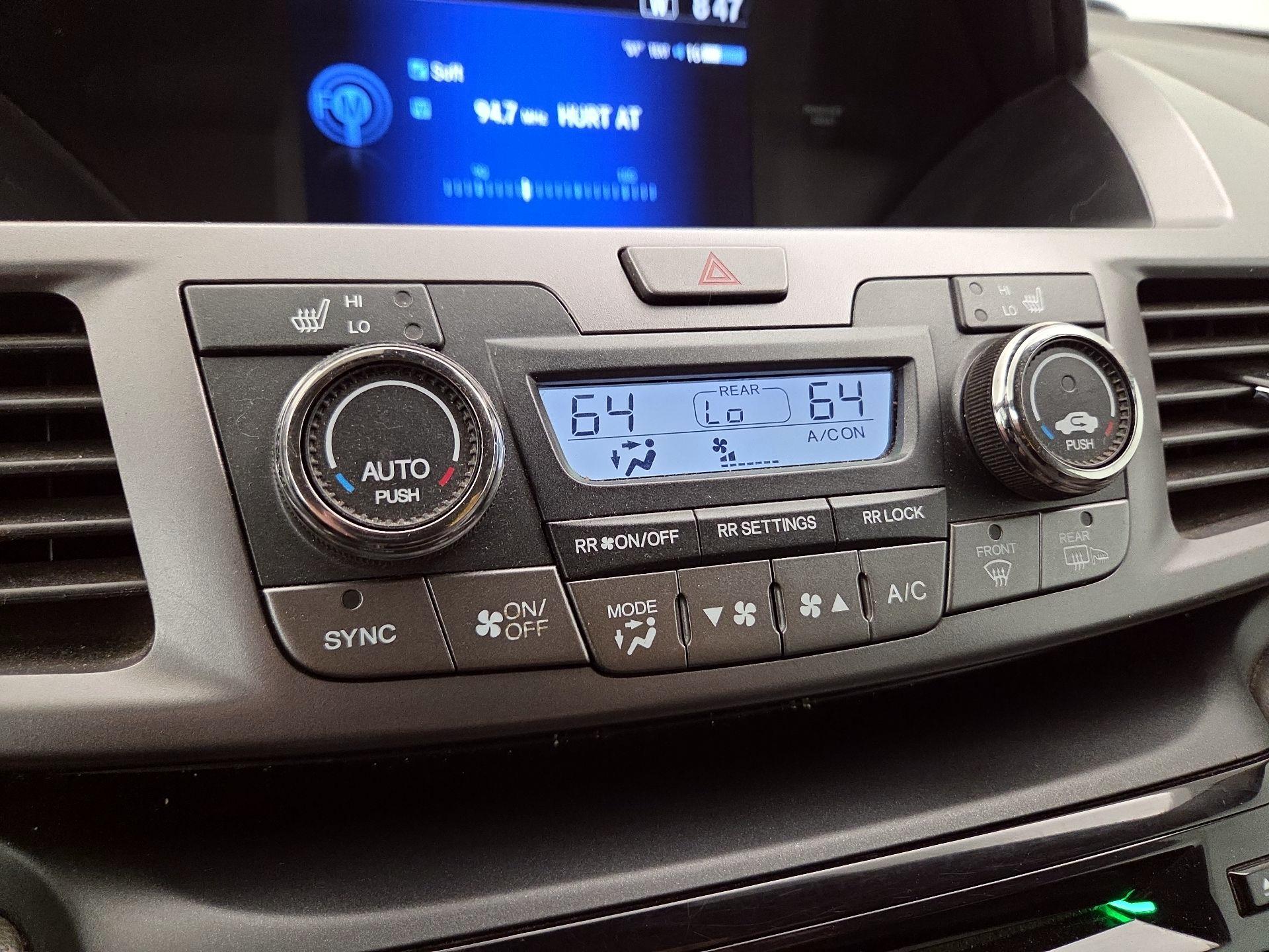 Thumbnail: 2014 Honda Odyssey - 16