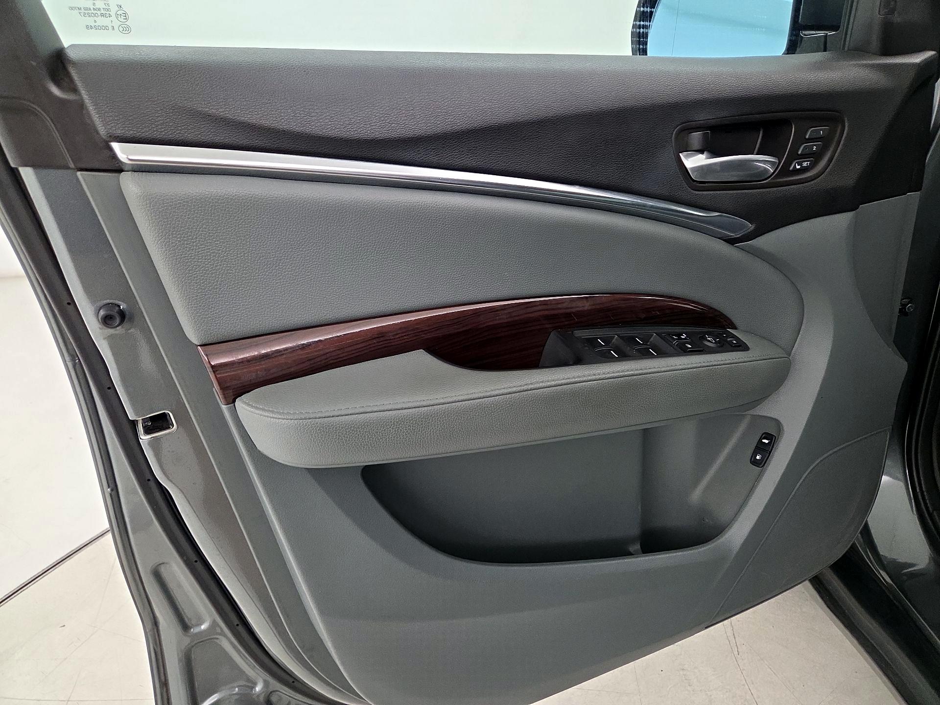 Thumbnail: 2016 Acura MDX - 12