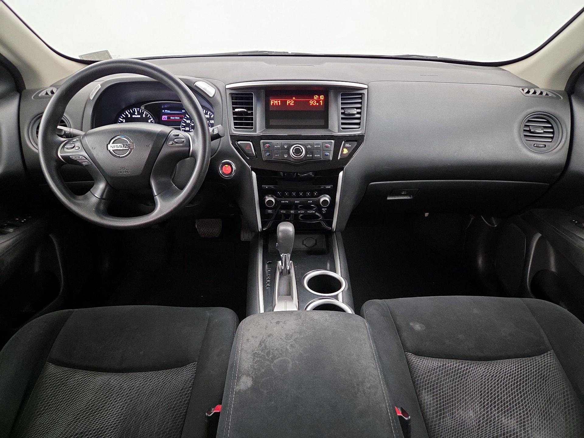 Thumbnail: 2014 Nissan Pathfinder - 9