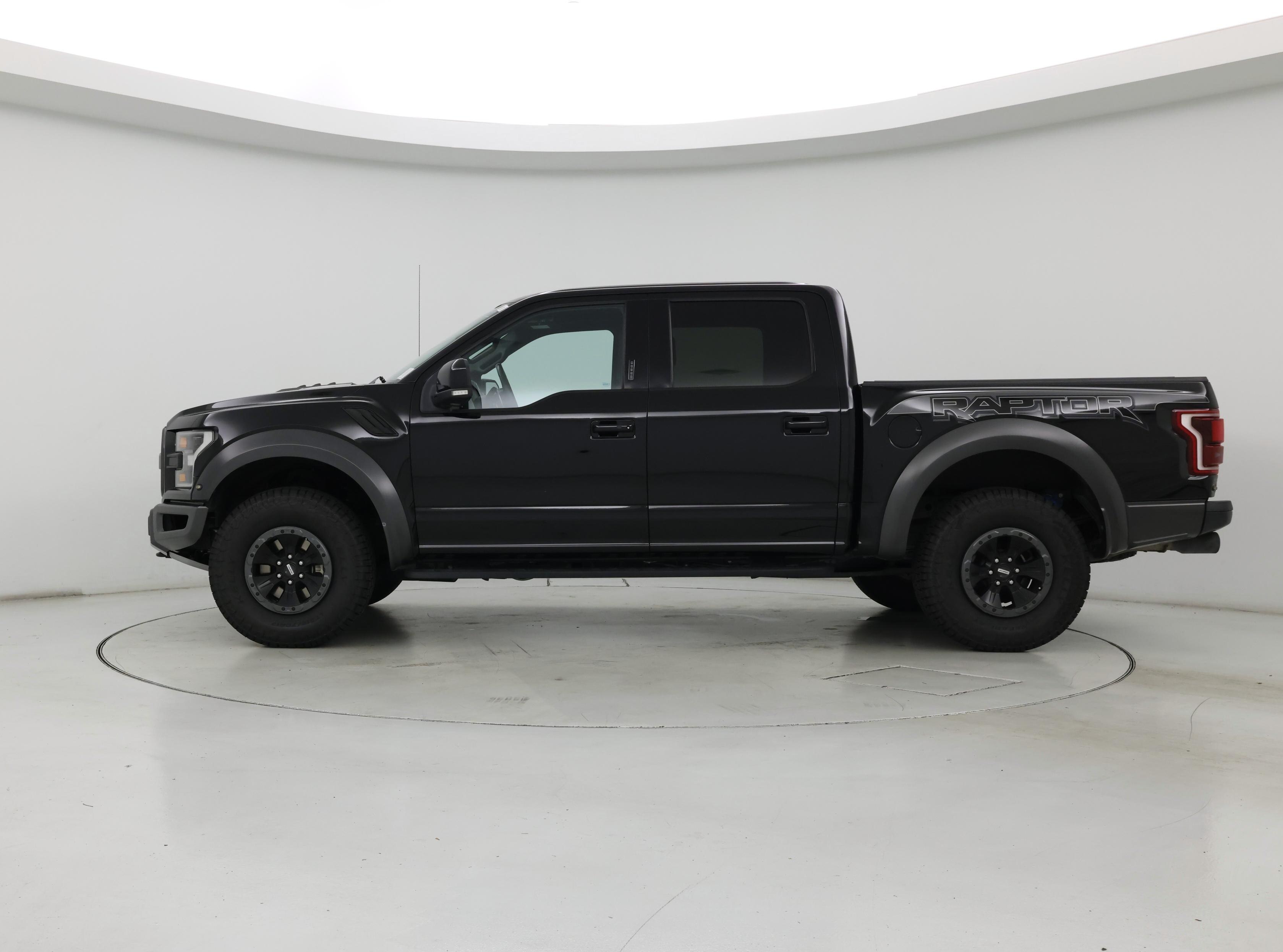 Thumbnail: 2017 Ford F-150 - 3