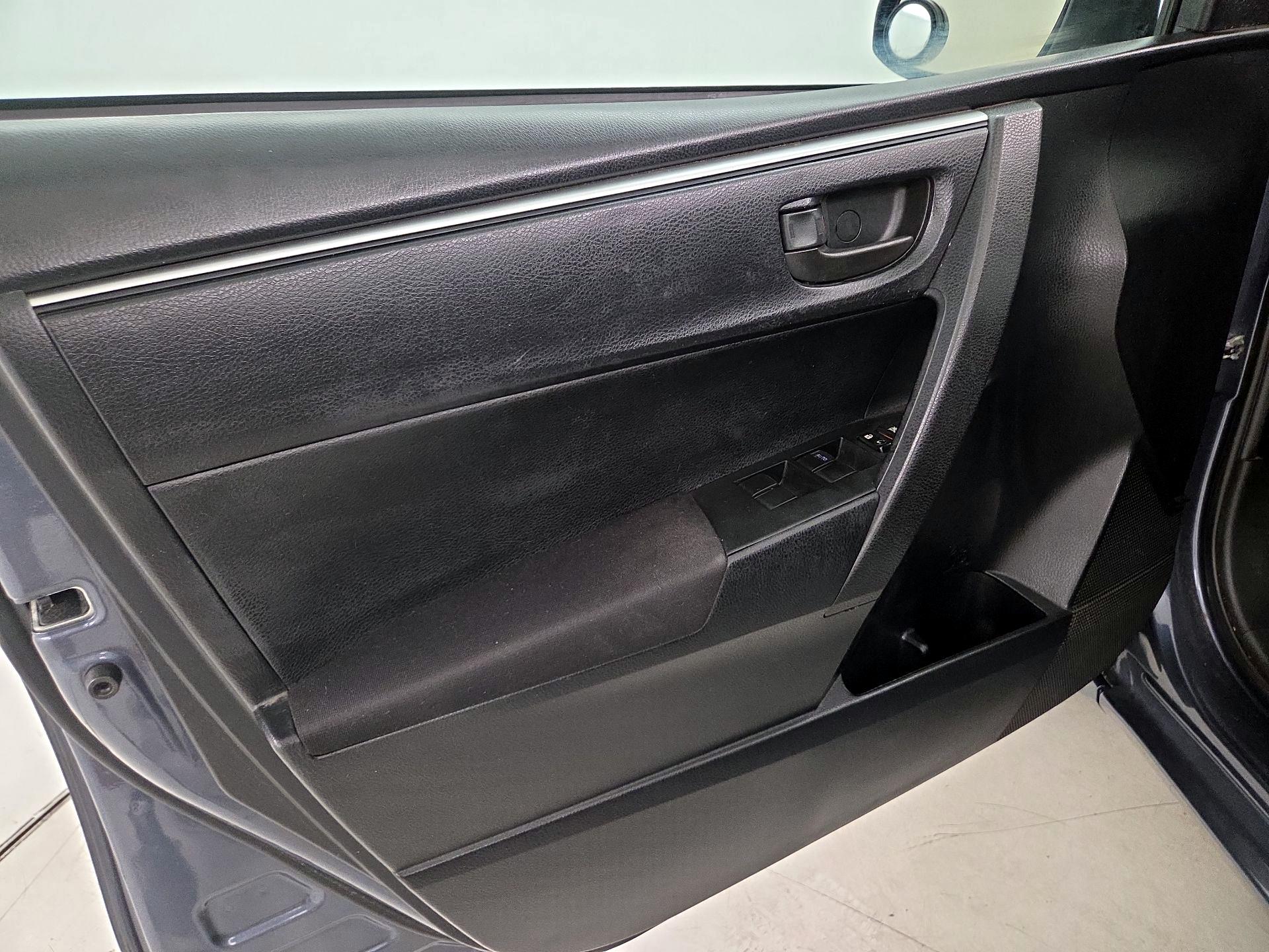 Thumbnail: 2014 Toyota Corolla - 12