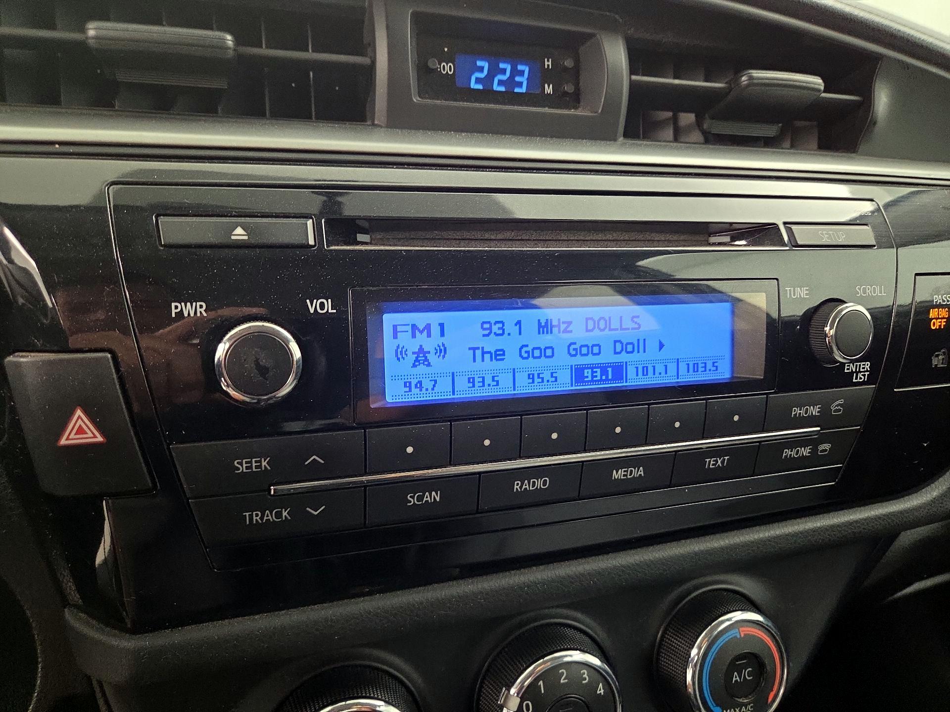 Thumbnail: 2014 Toyota Corolla - 14