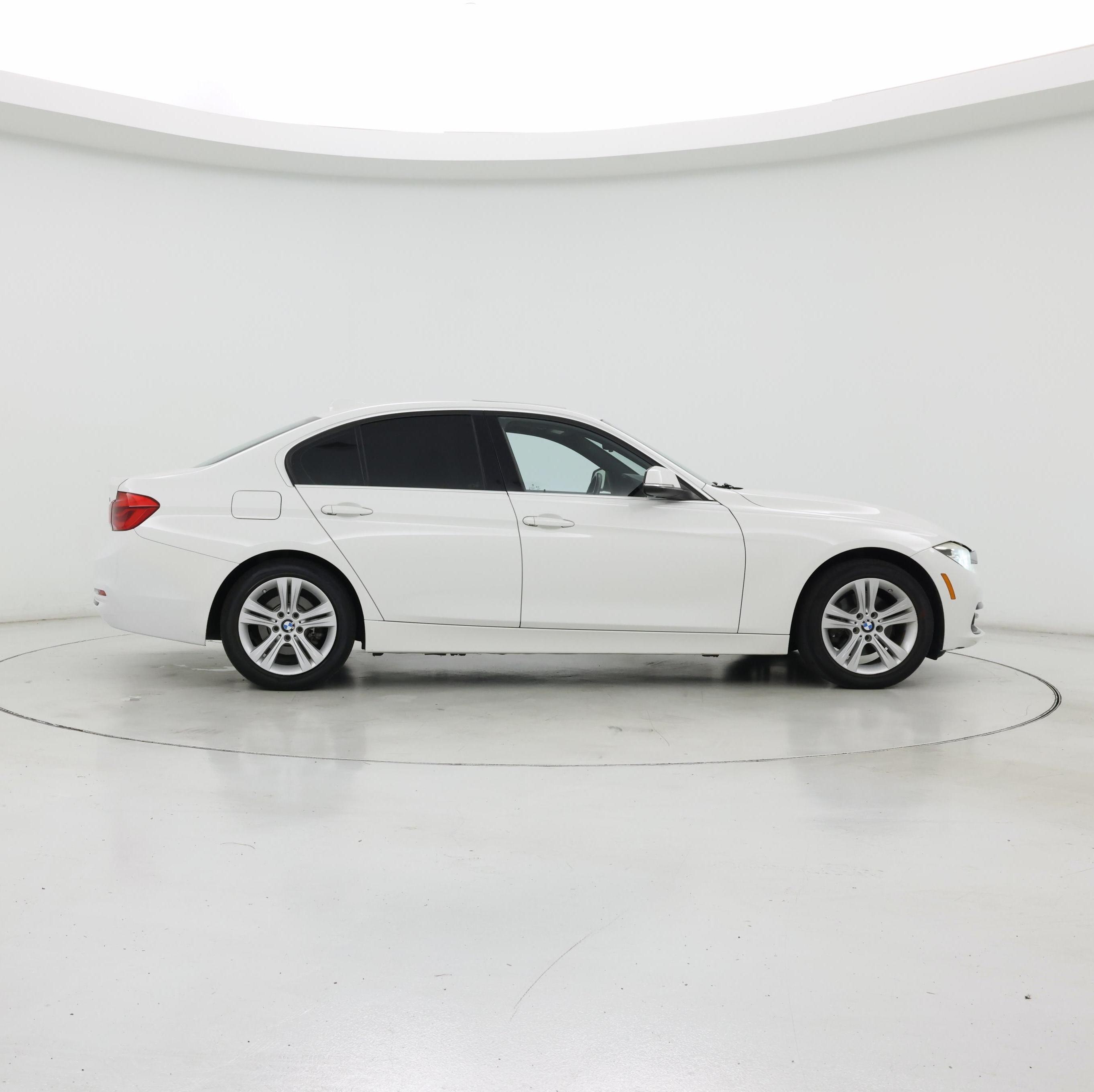 Thumbnail: 2018 BMW 3 Series - 7