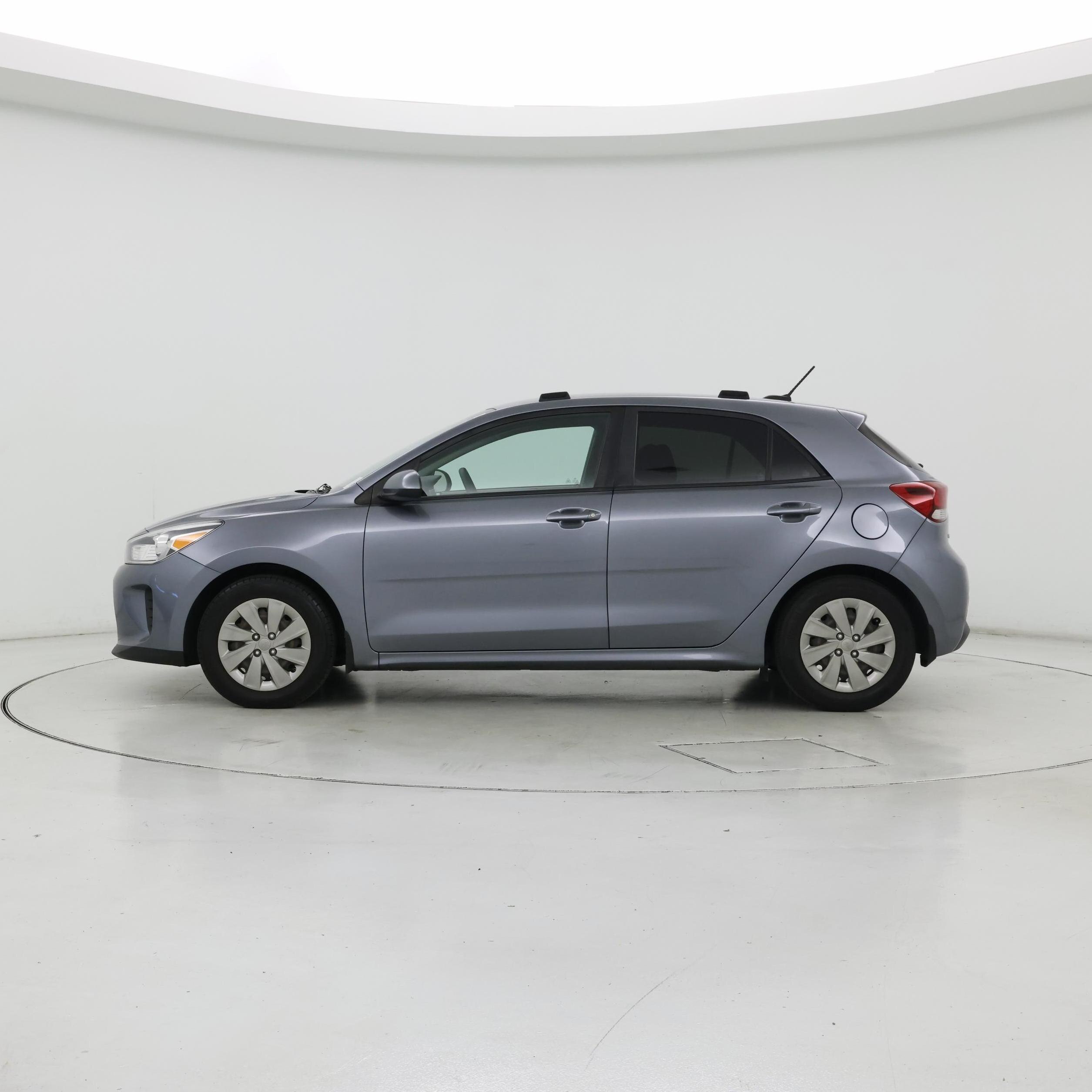 Thumbnail: 2019 Kia Rio5 - 3