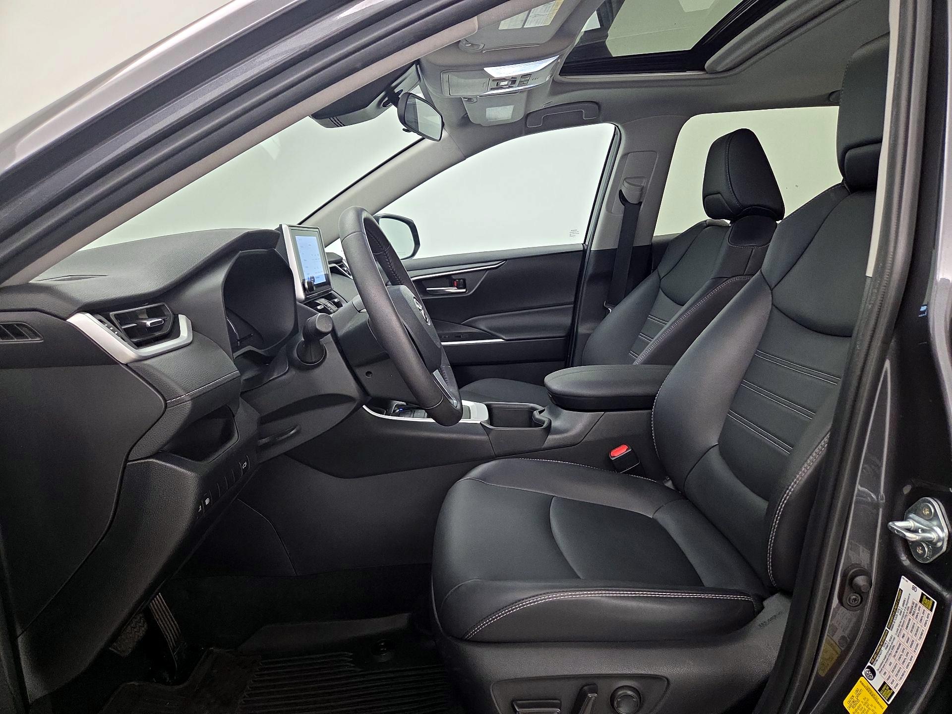 Thumbnail: 2023 Toyota RAV4 - 11