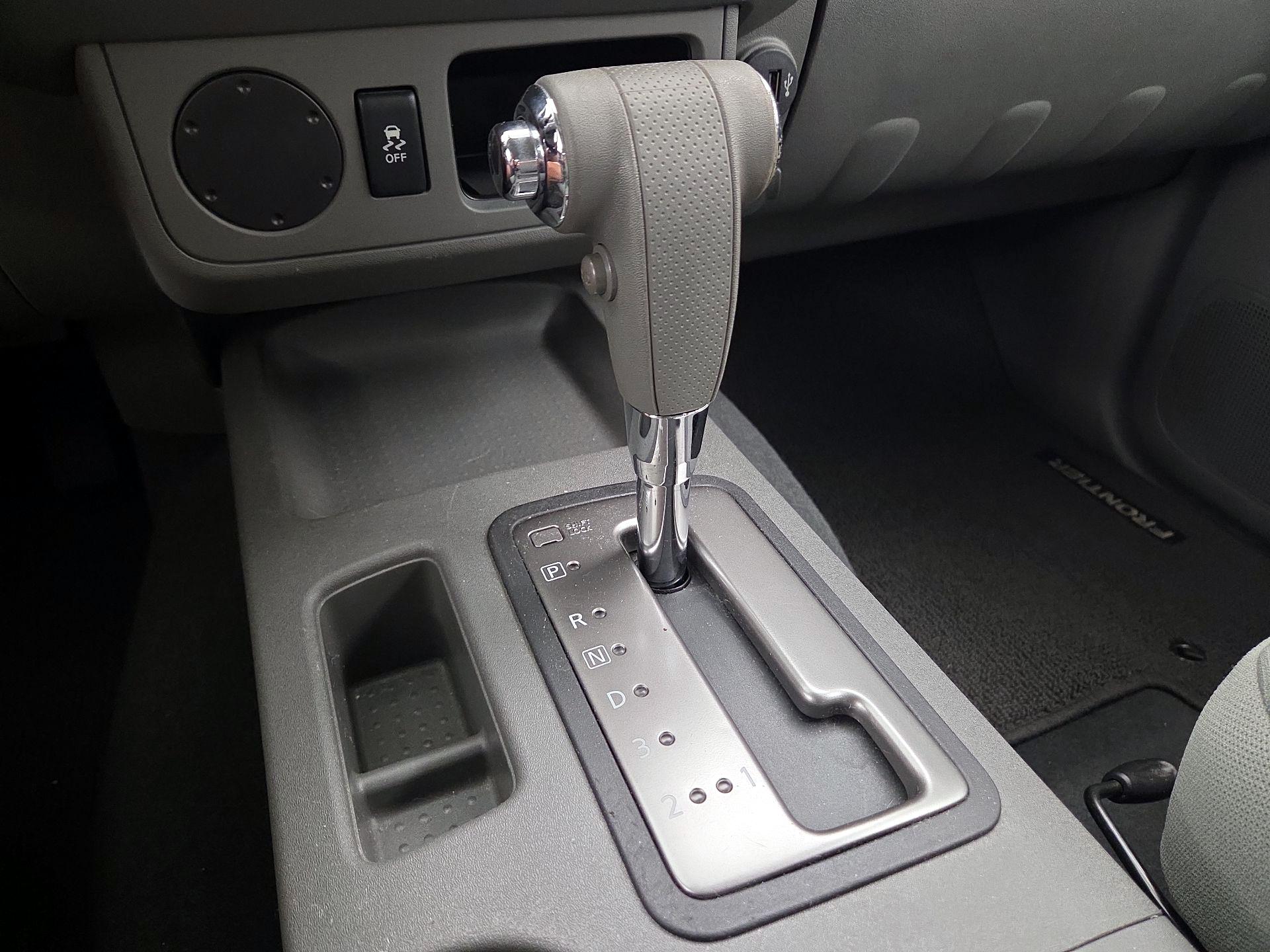 Thumbnail: 2019 Nissan Frontier - 17