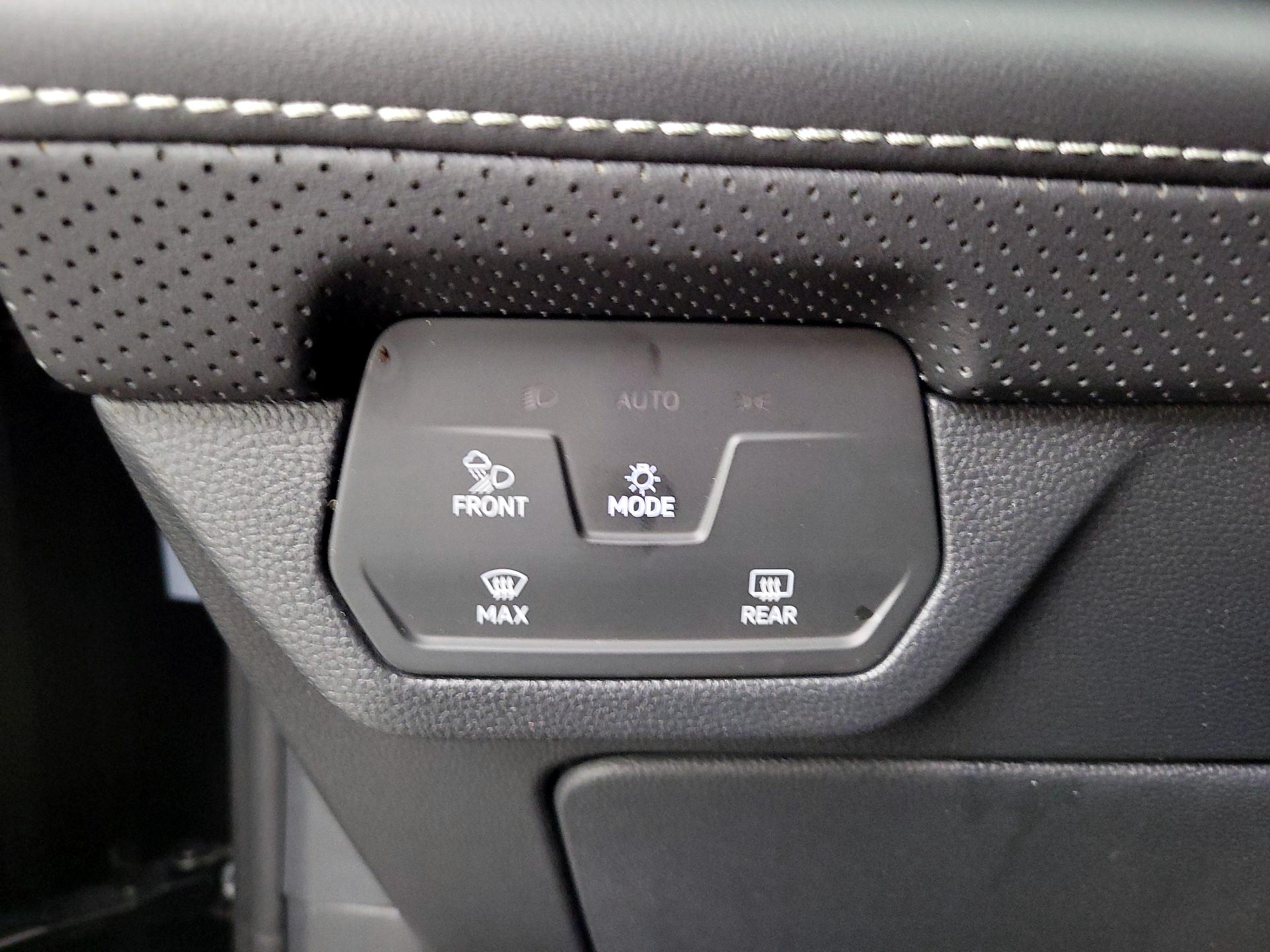 Thumbnail: 2024 Volkswagen Atlas - 13