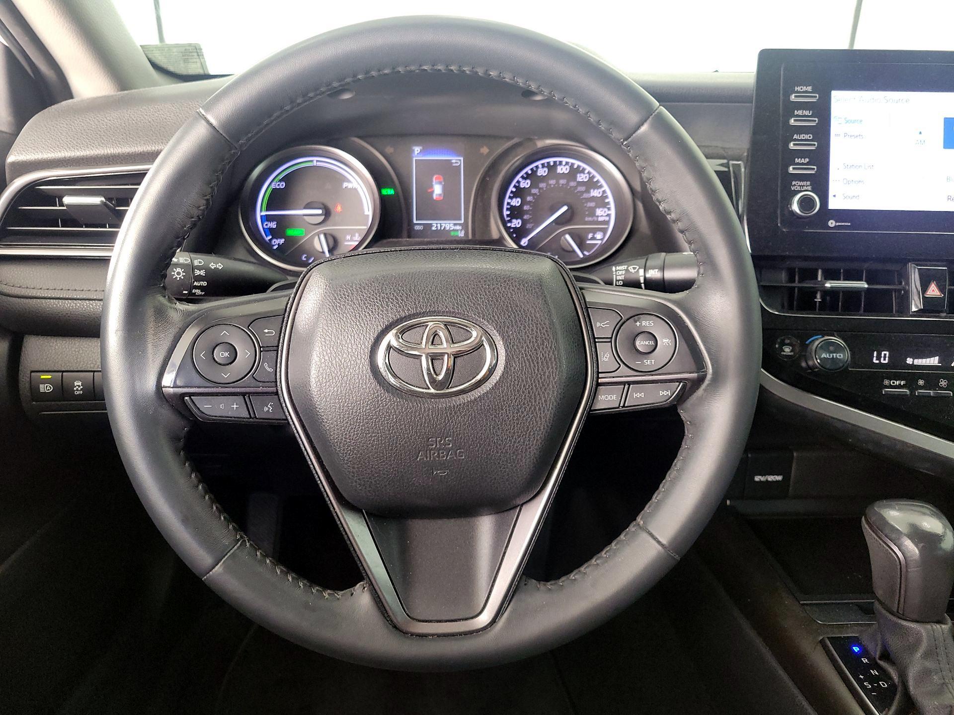 Thumbnail: 2022 Toyota Camry - 10
