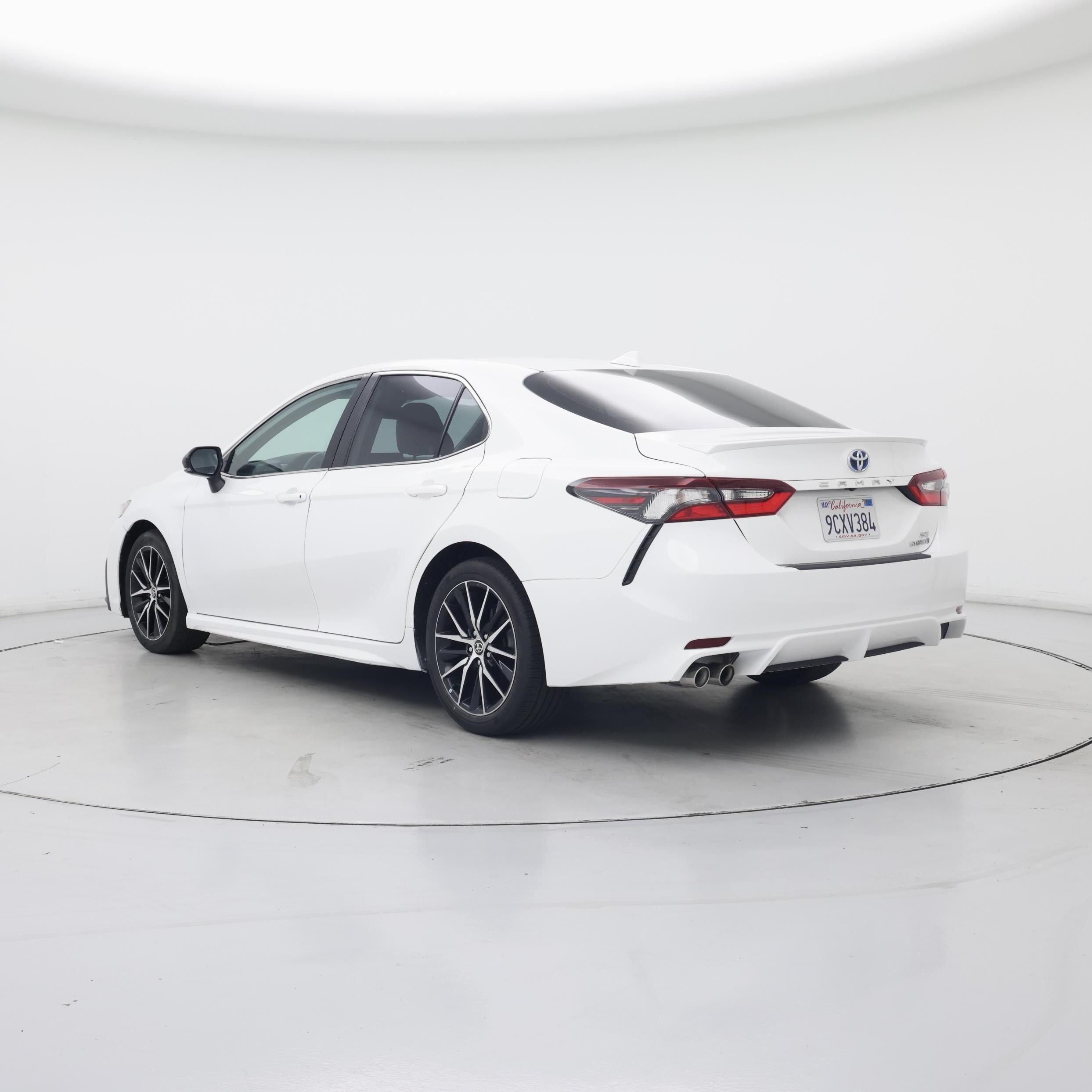 Thumbnail: 2022 Toyota Camry - 2