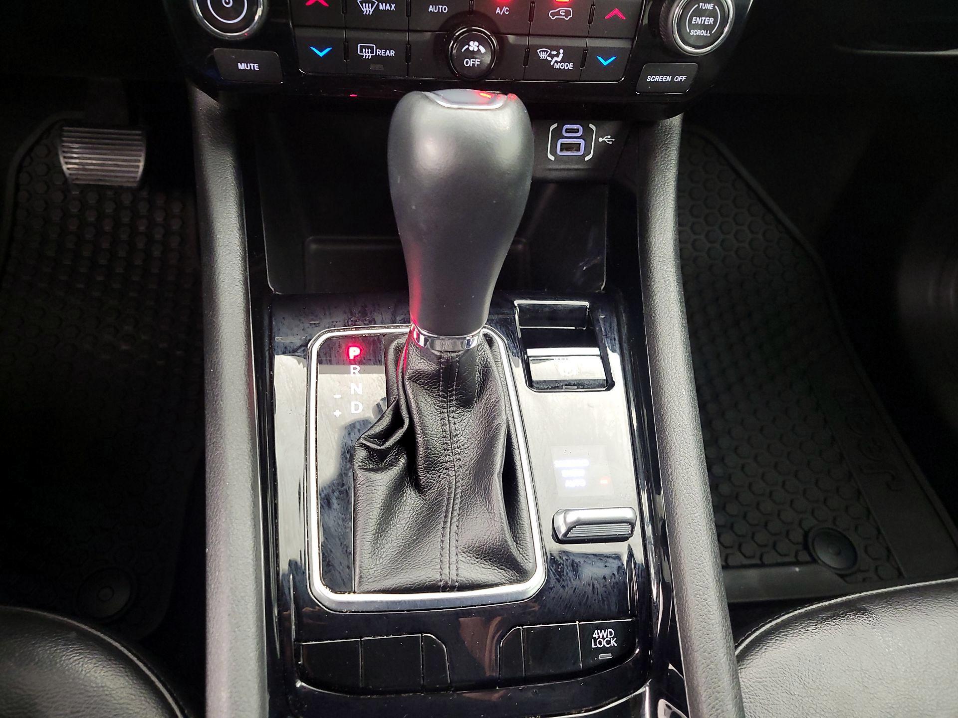 Thumbnail: 2023 Jeep Compass - 17