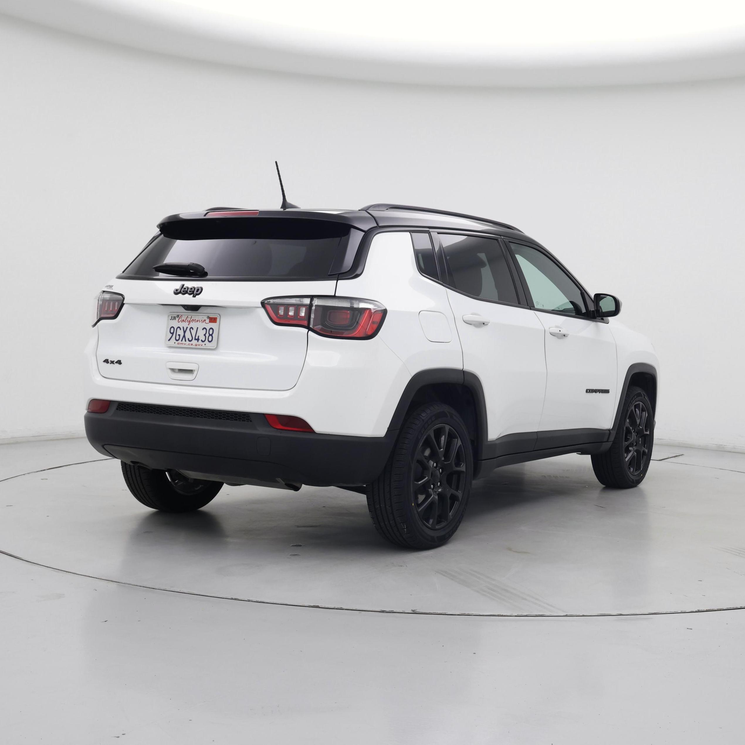Thumbnail: 2023 Jeep Compass - 8