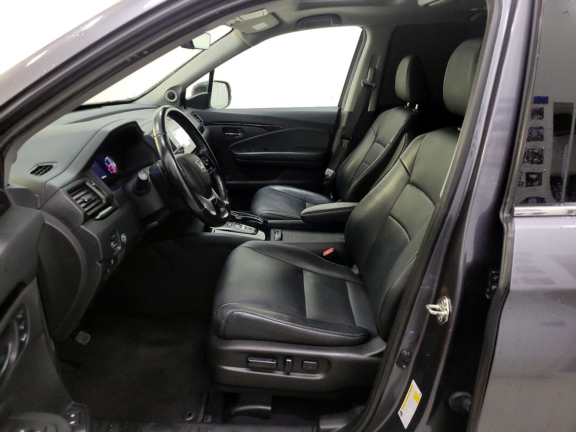 Thumbnail: 2020 Honda Pilot - 11