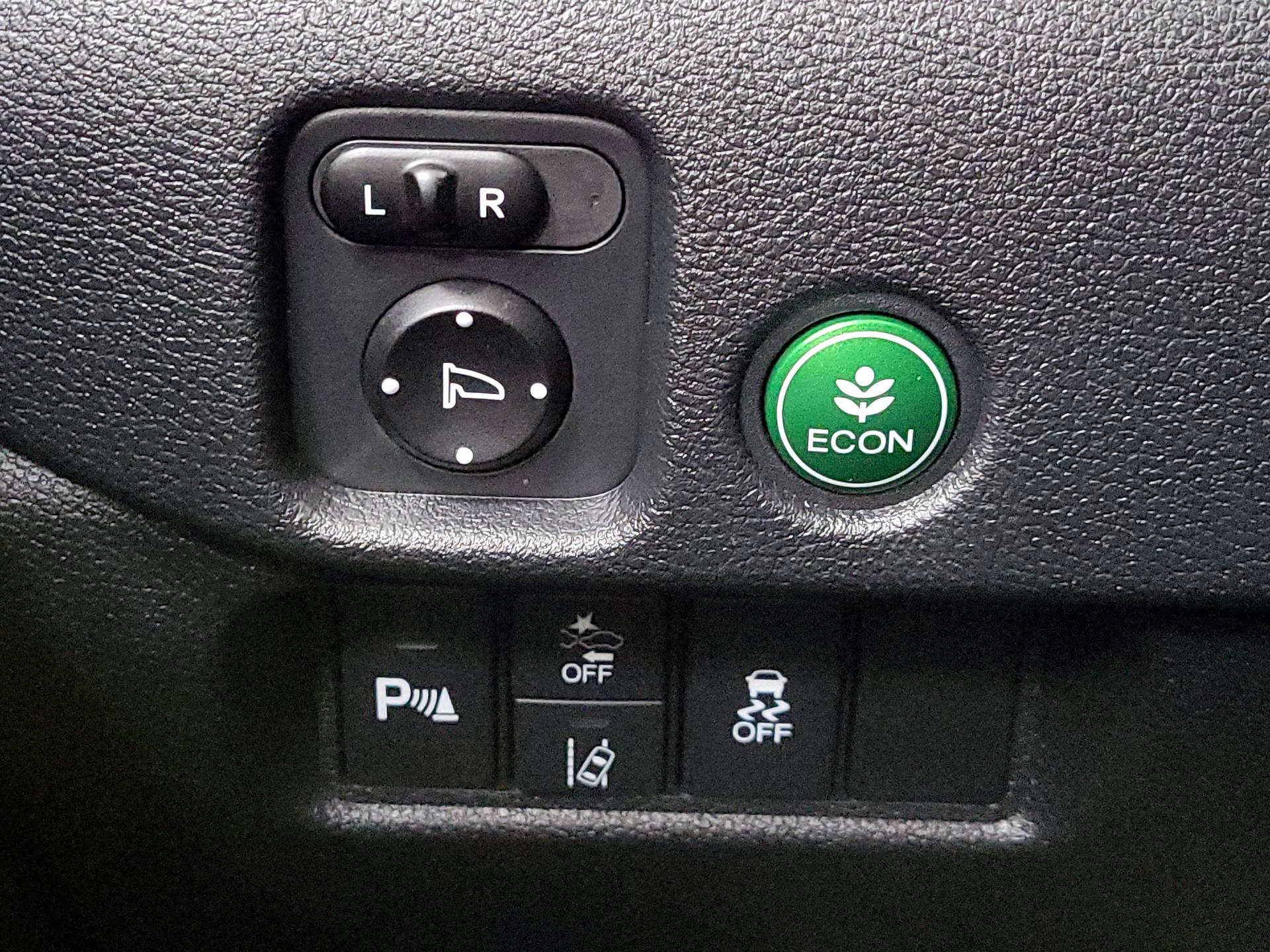 Thumbnail: 2020 Honda Pilot - 13