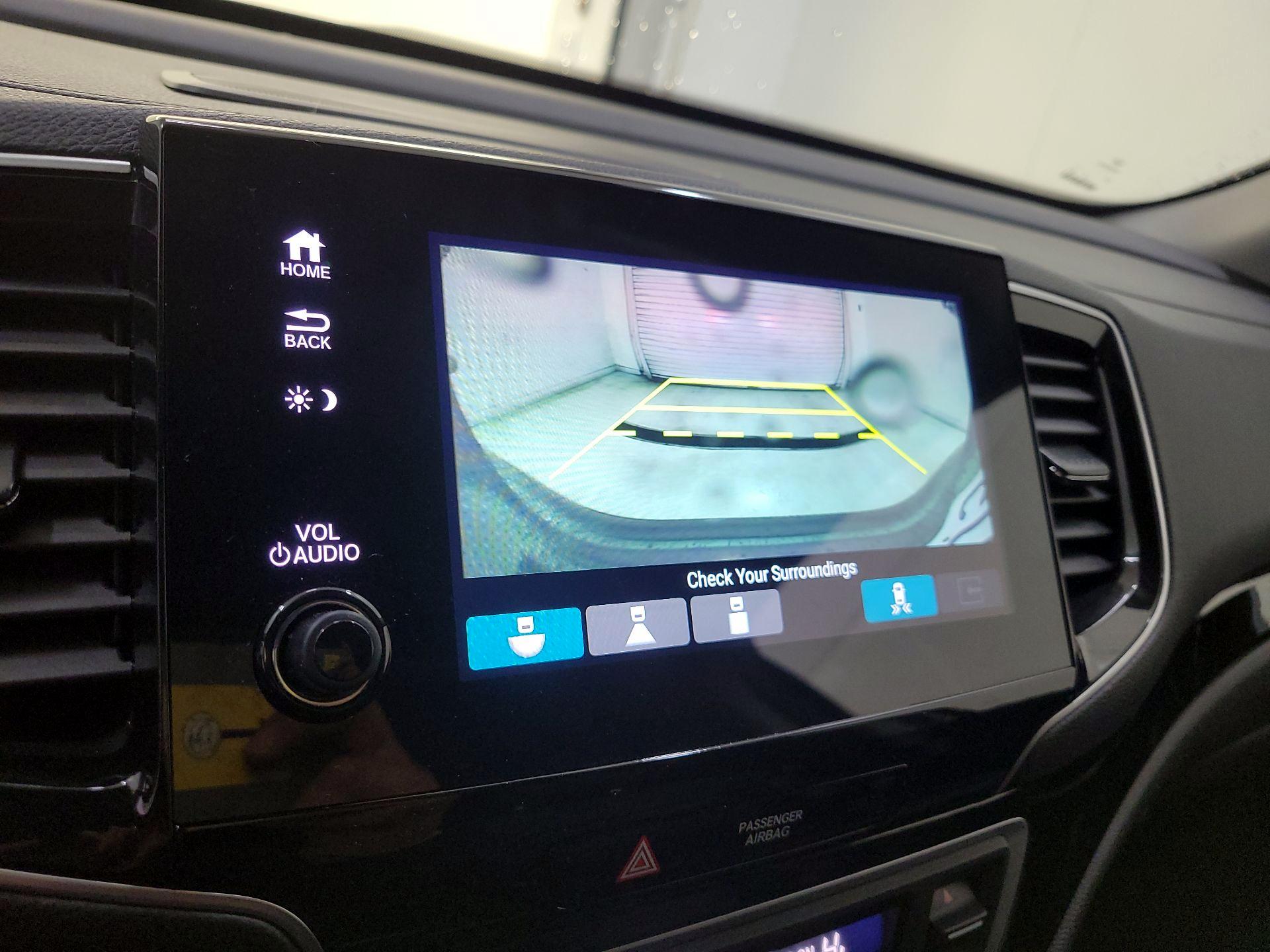 Thumbnail: 2020 Honda Pilot - 15