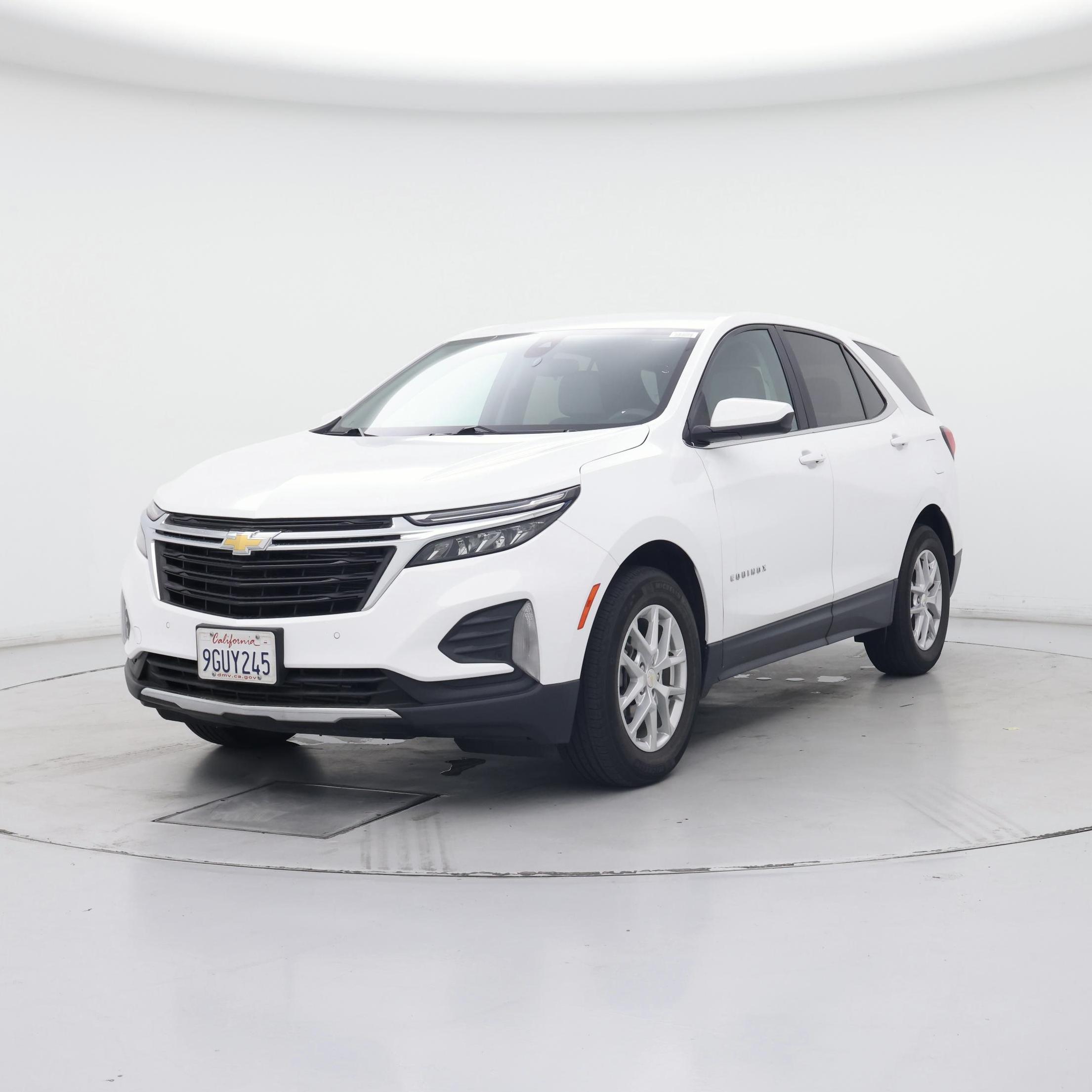 Thumbnail: 2023 Chevrolet Equinox - 4