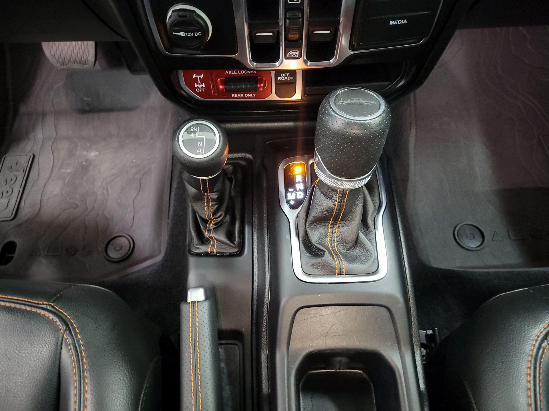 Thumbnail: 2022 Jeep Gladiator - 17