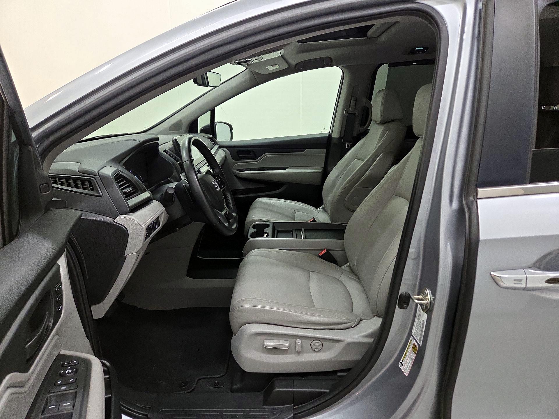 Thumbnail: 2020 Honda Odyssey - 11