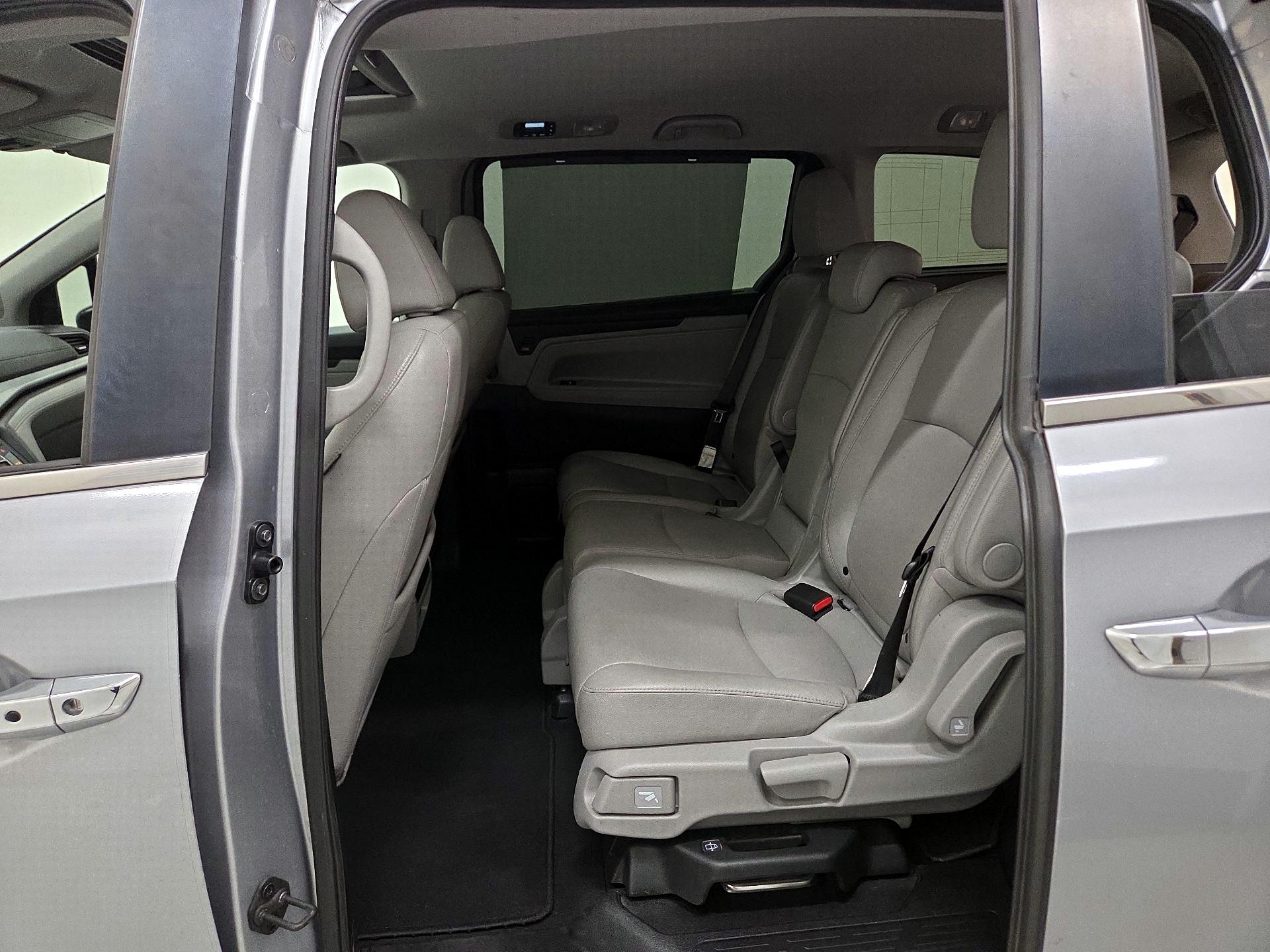 Thumbnail: 2020 Honda Odyssey - 19