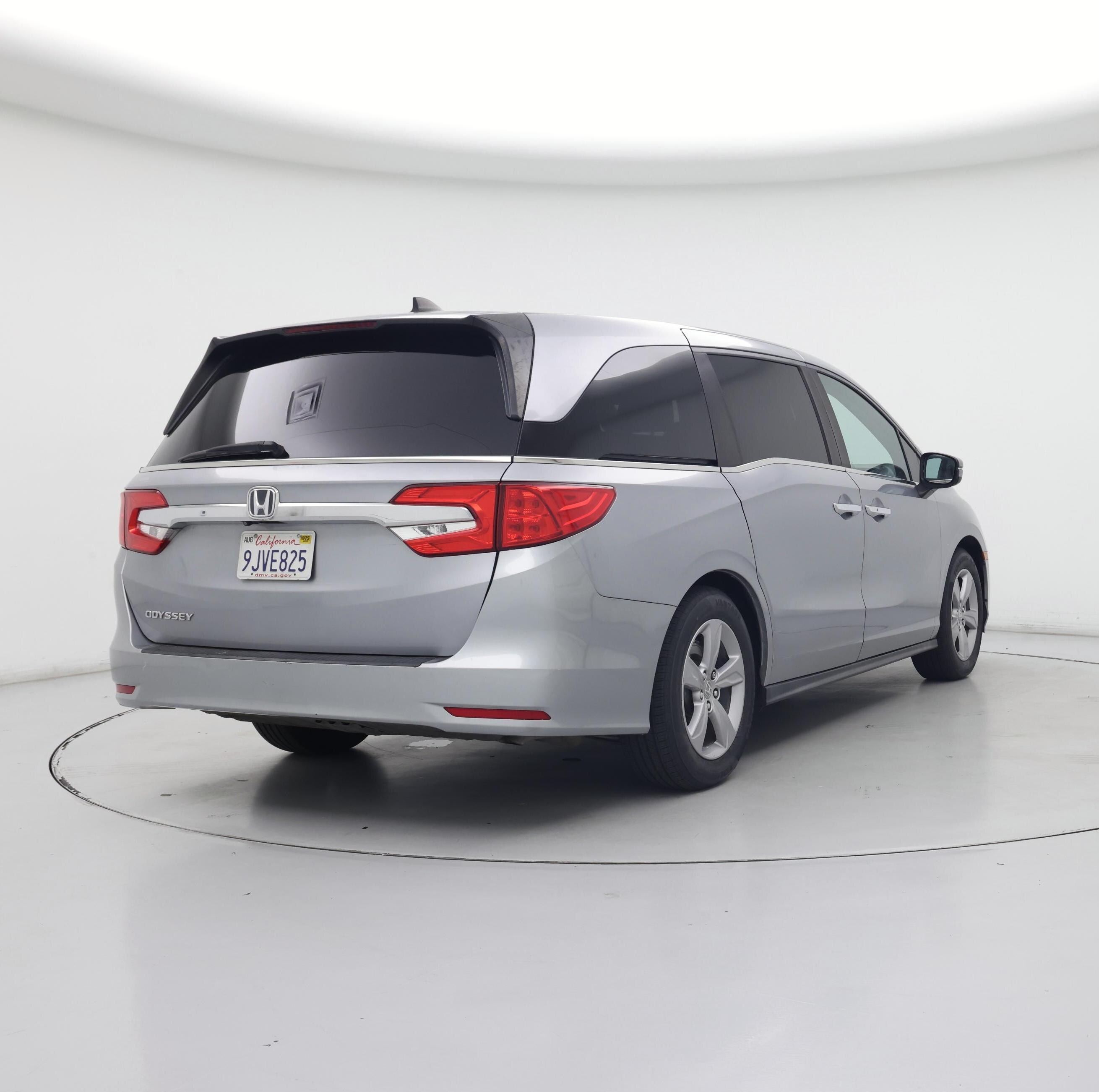 Thumbnail: 2020 Honda Odyssey - 8