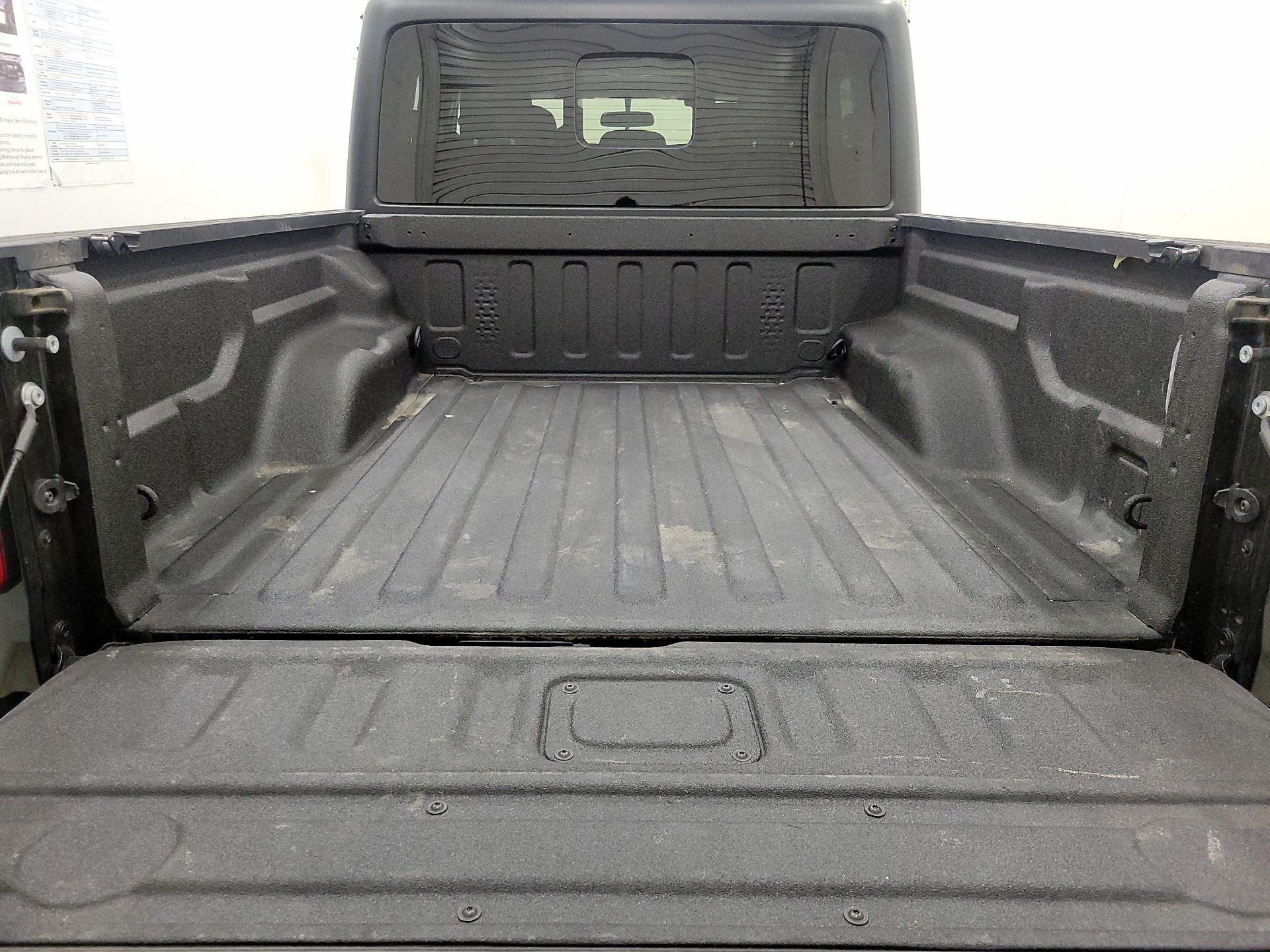 Thumbnail: 2023 Jeep Gladiator - 20