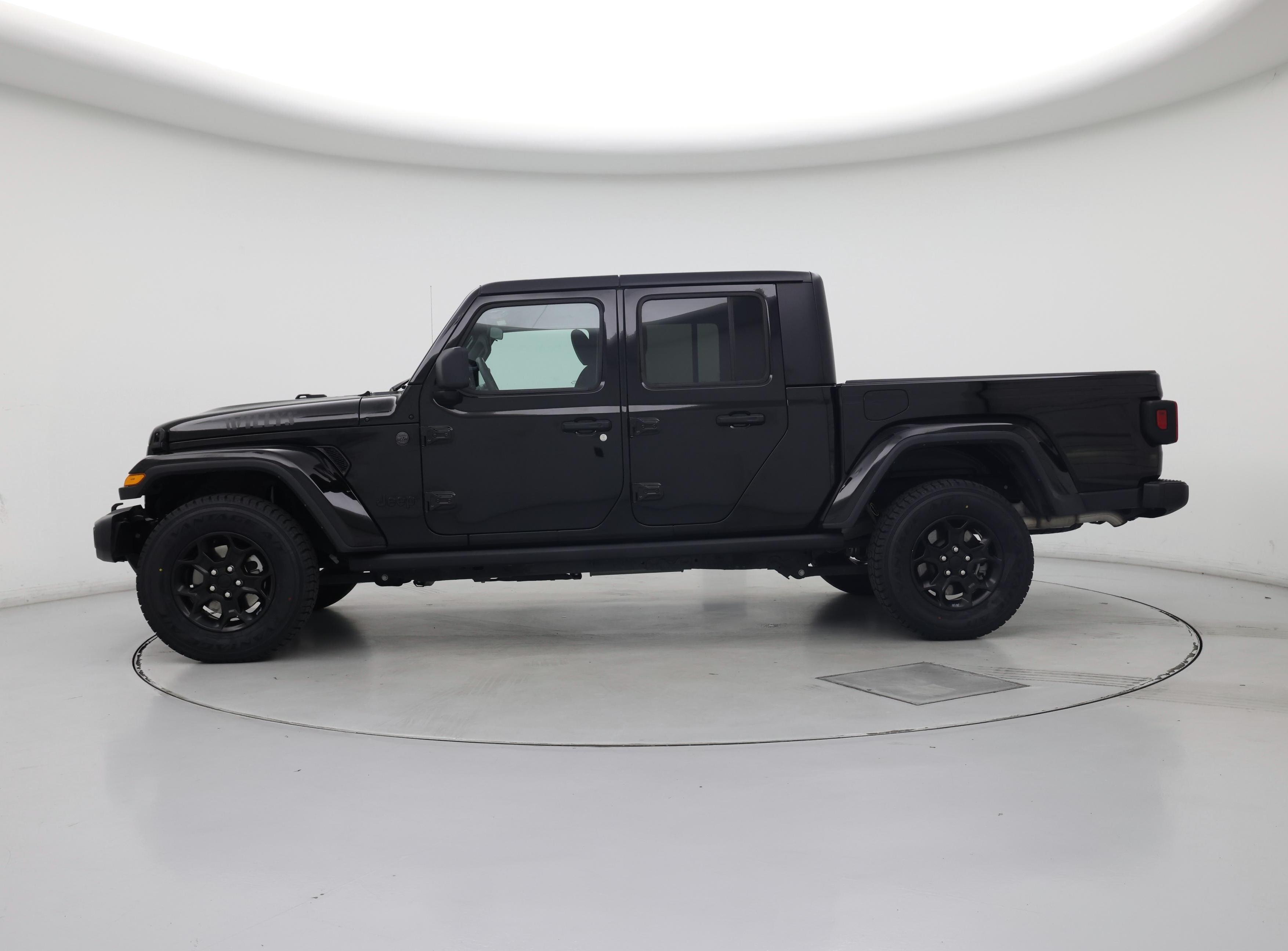 Thumbnail: 2023 Jeep Gladiator - 3
