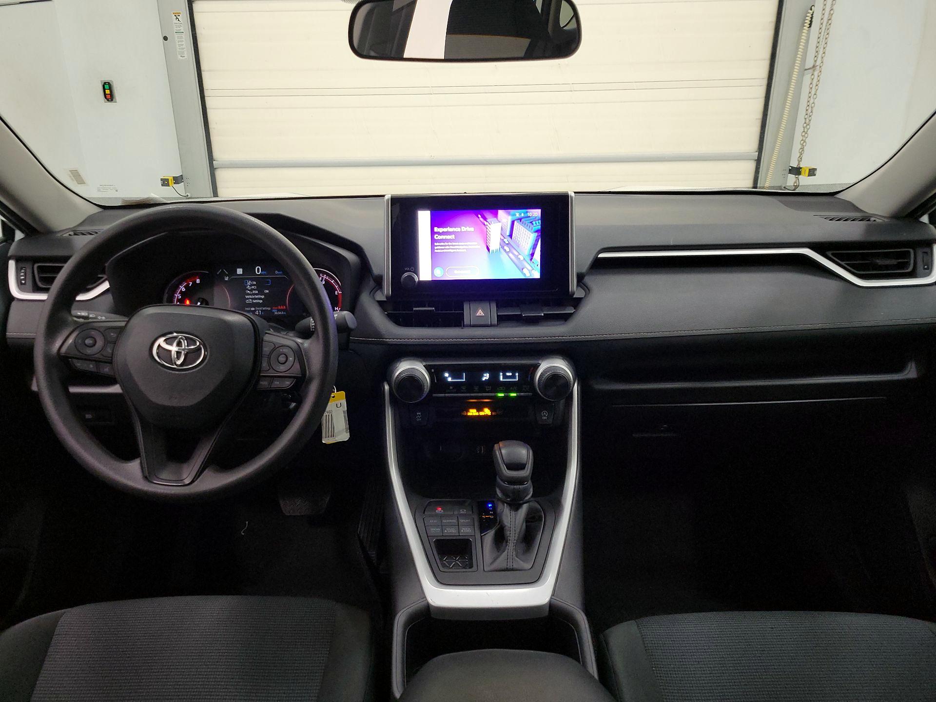 Thumbnail: 2024 Toyota RAV4 - 9