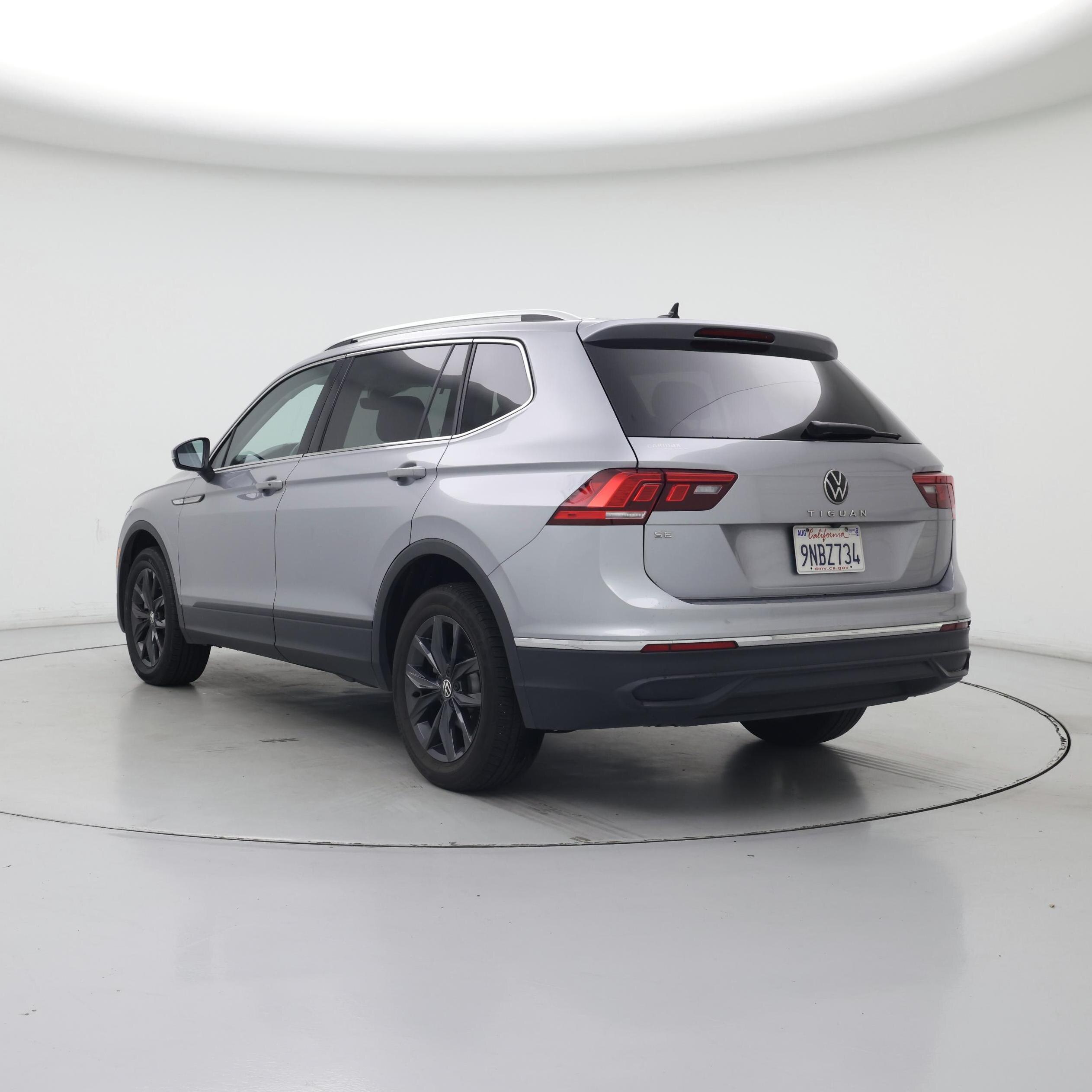 Thumbnail: 2024 Volkswagen Tiguan - 2