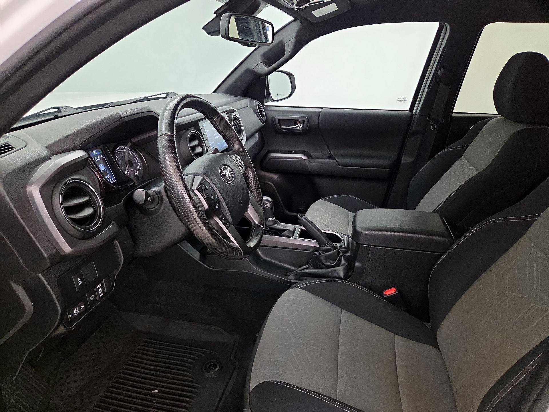 Thumbnail: 2023 Toyota Tacoma - 11