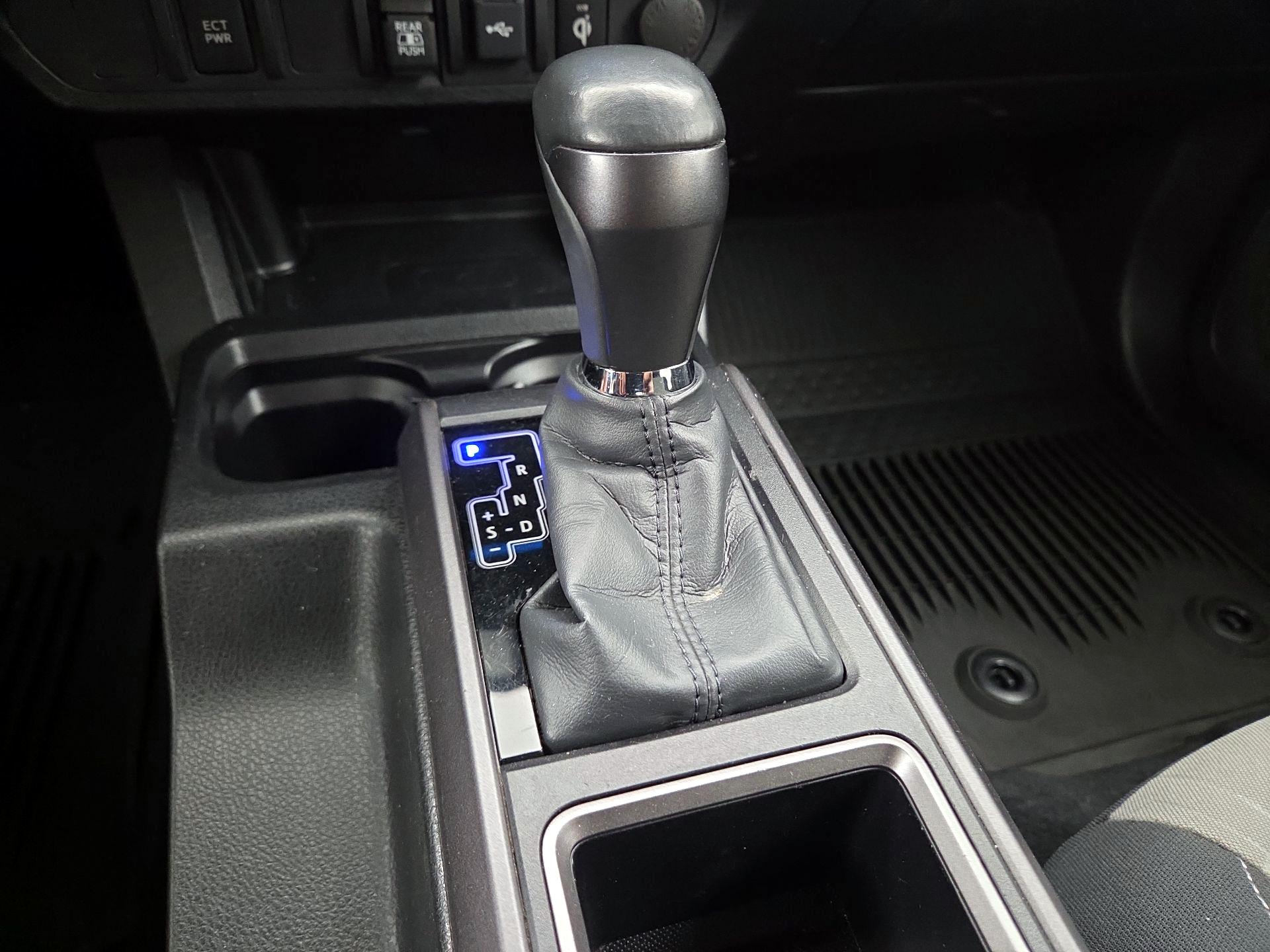 Thumbnail: 2023 Toyota Tacoma - 17