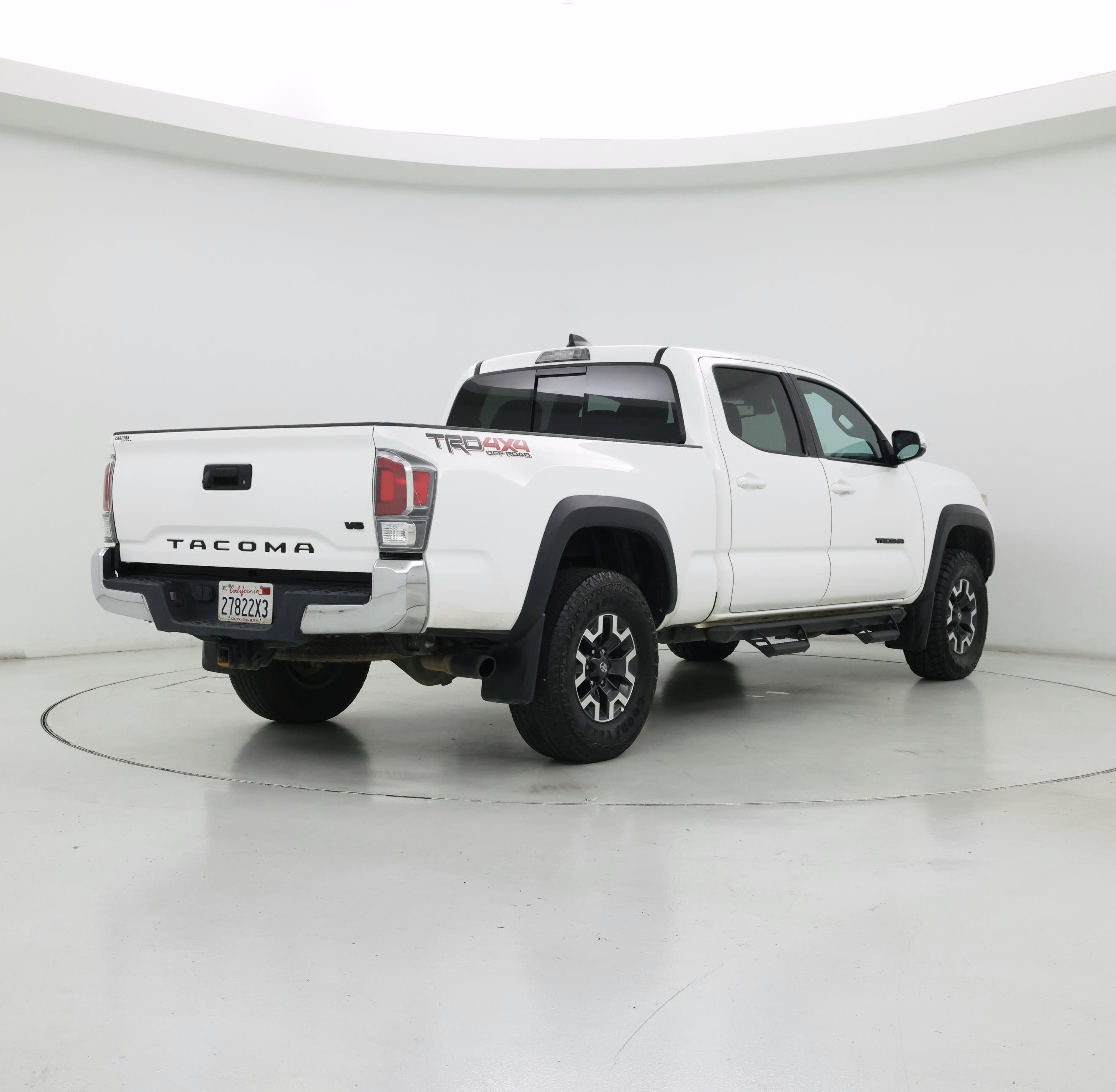 Thumbnail: 2023 Toyota Tacoma - 8