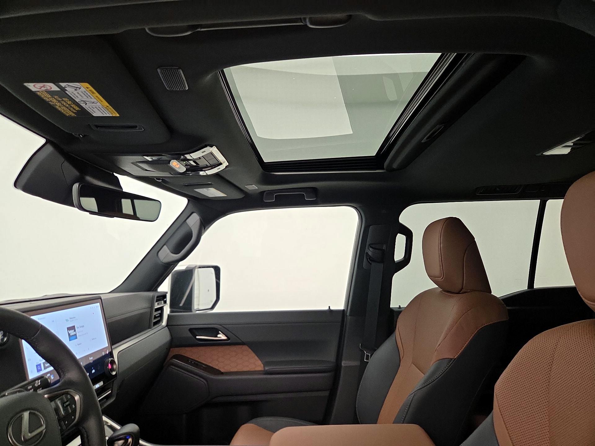 Thumbnail: 2025 Lexus GX - 19