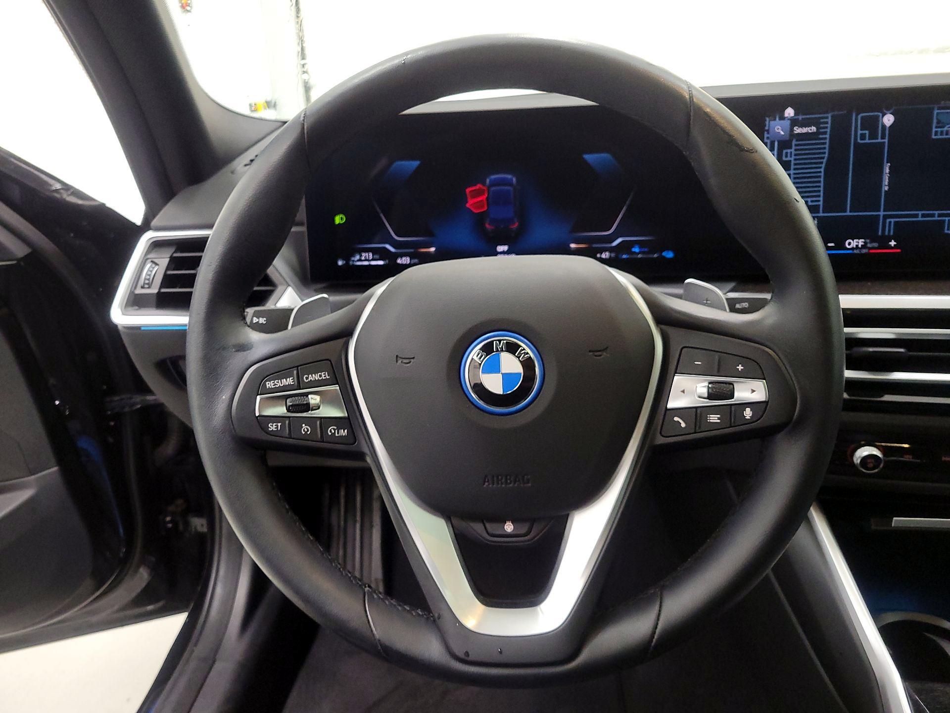 Thumbnail: 2023 BMW 3 Series - 10