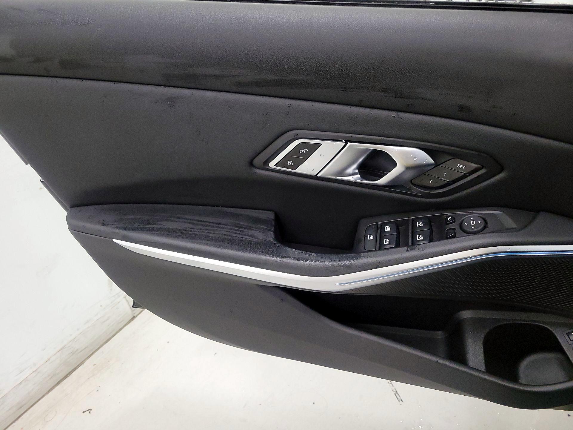 Thumbnail: 2023 BMW 3 Series - 12