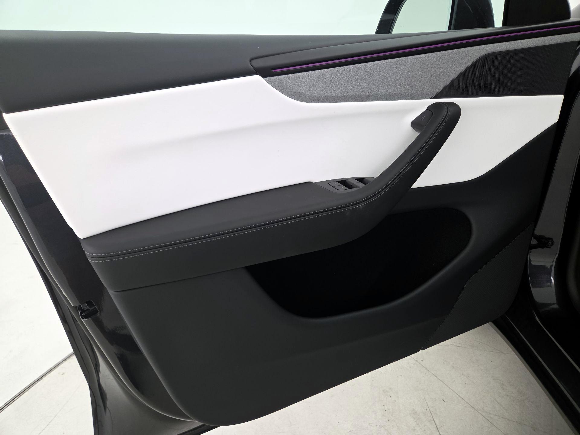 Thumbnail: 2026 Tesla Model Y - 12