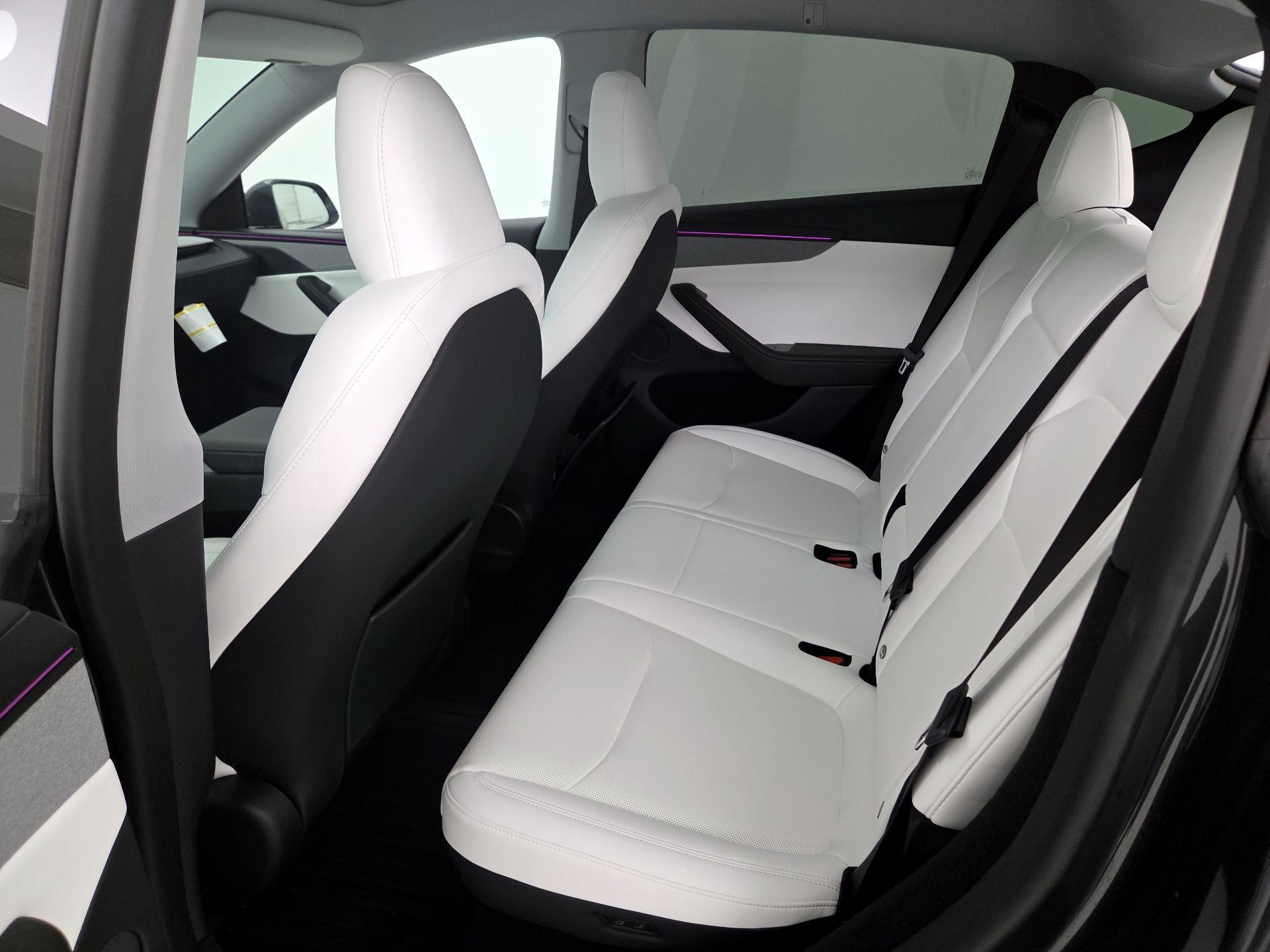 Thumbnail: 2026 Tesla Model Y - 18